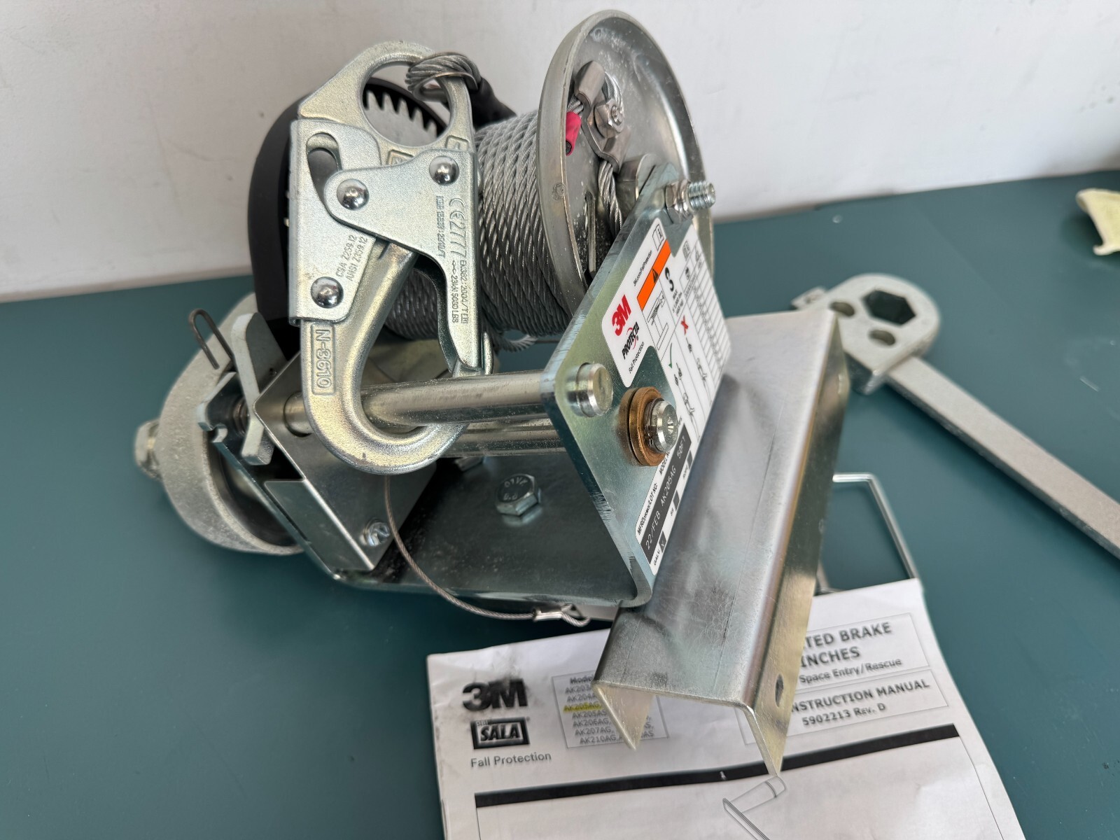 3M SALA K205AG Confined Space Brake Winch 300LB 50’ NEVER USED - Image 4
