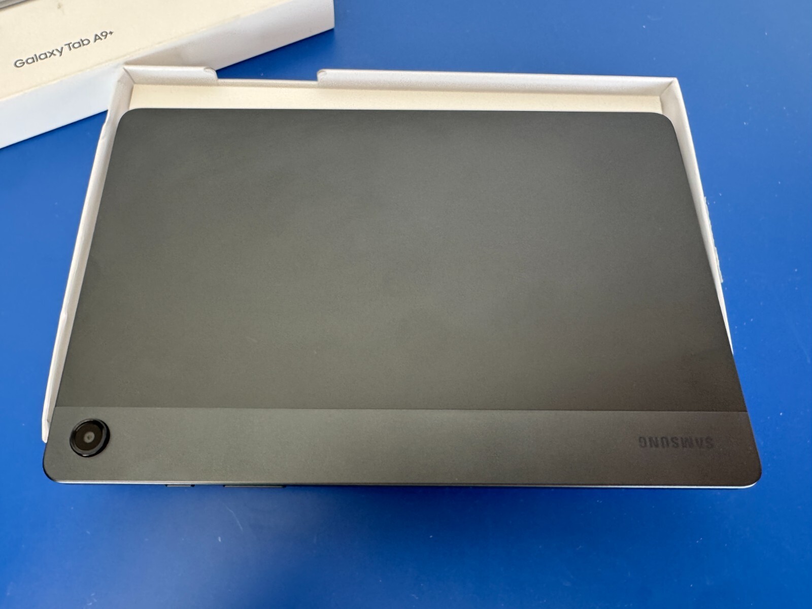 Samsung Tab A9+ 2024 11" 4GB RAM 64GB of Storage Graphite WIFI Tablet - Image 9
