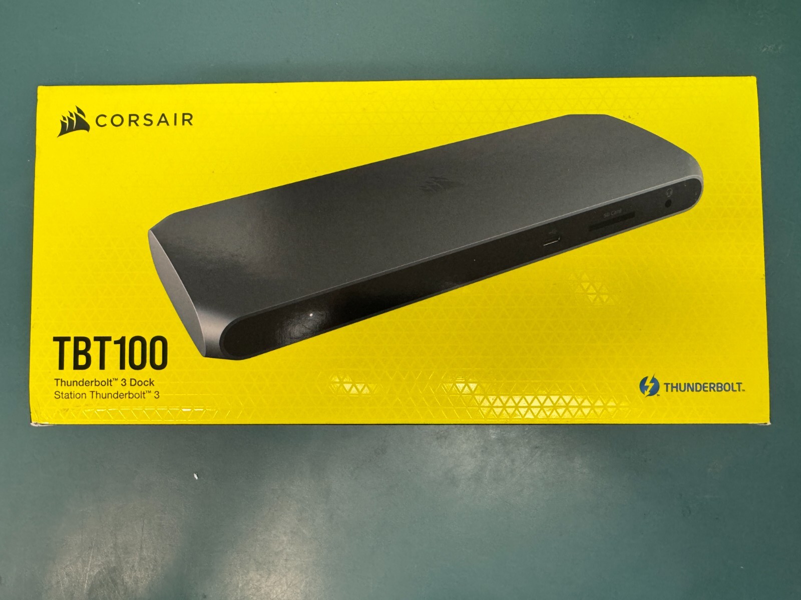Corsair TBT100 - Thunderbolt™ 3 Dock – 85W charging, Dual 4k Grey 2x HDMI Output - Image 3