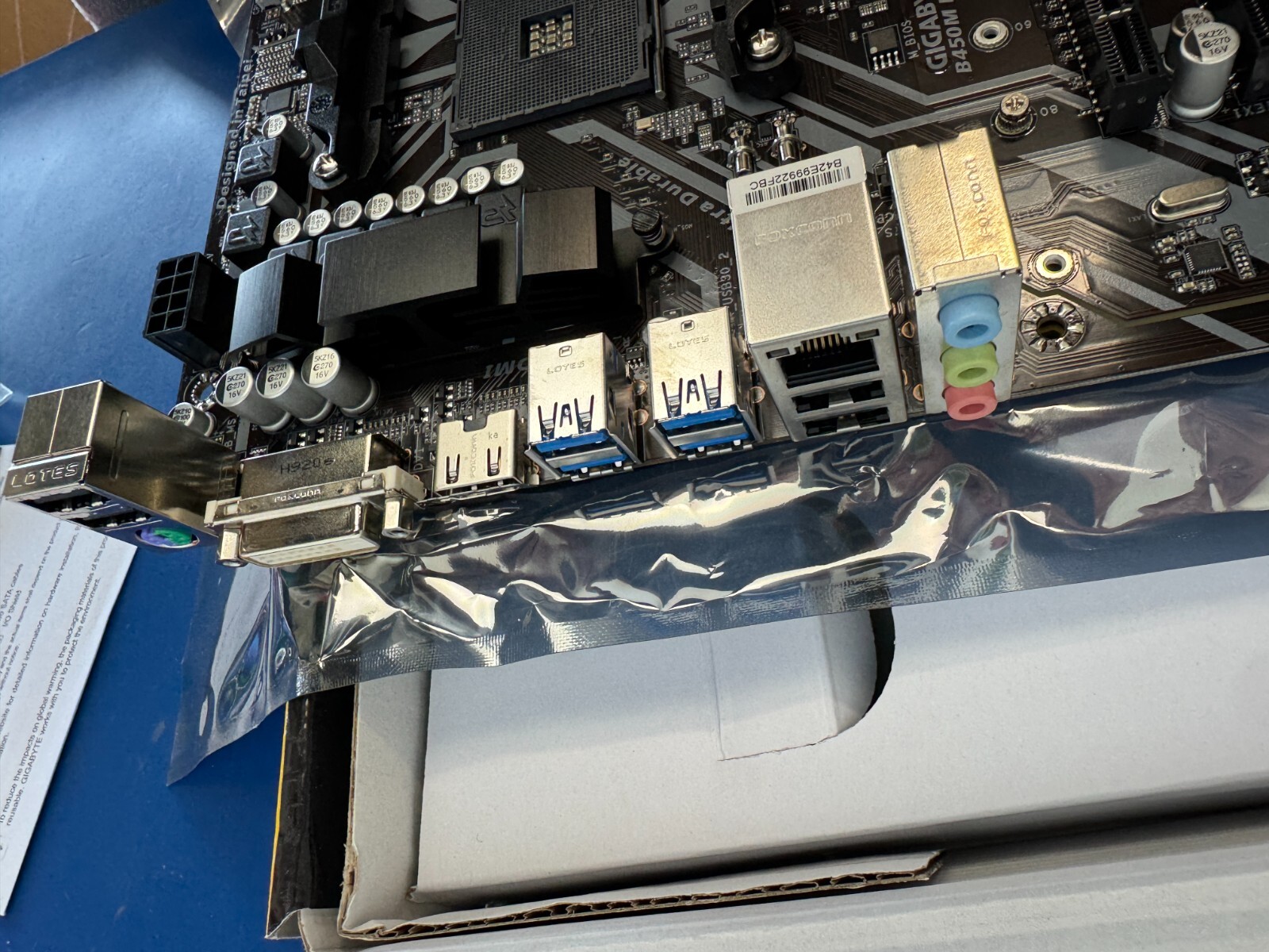 GIGABYTE B450M DS3H Motherboard AMD B450 Socket AM4 DDR4 M.2 M-ATX HDMI Ryzen - Image 7