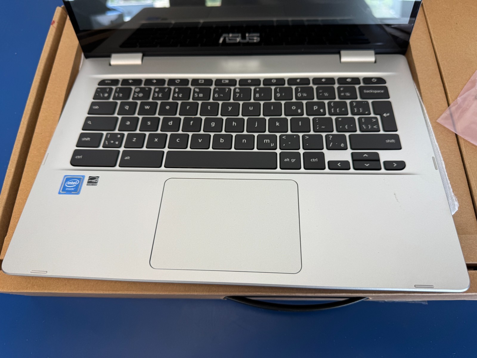 *DEFECTIVE* ASUS Chromebook C423NA-RH91T-CB 14" 32GB eMMC, Intel N4200 - Image 7