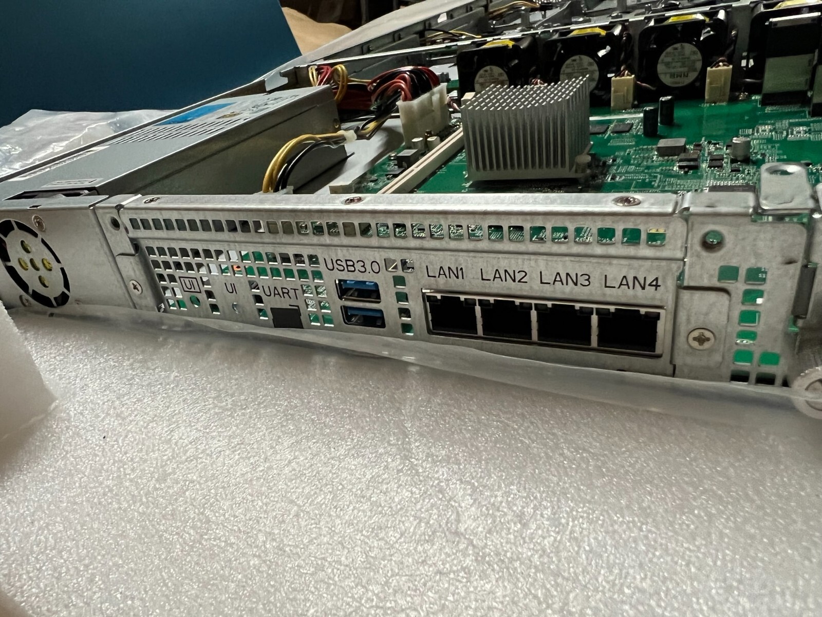 Netgear RR2312H8-100NES Readynas 2312 - Nas Server 12 Bays diskless - Image 8
