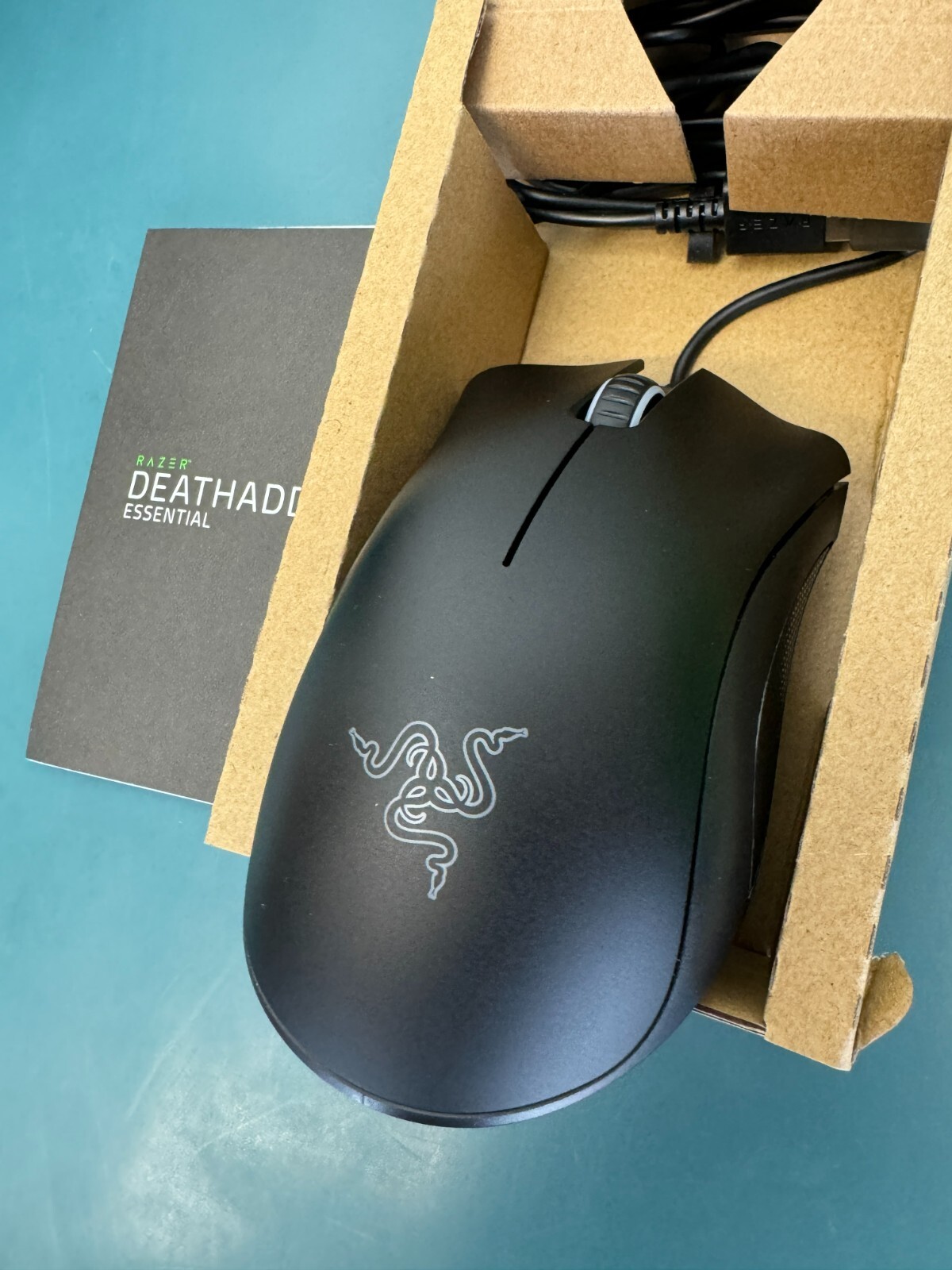 Razer DeathAdder Essential Gaming Mouse: 6400 DPI Optical Sensor - Classic Black - Image 4