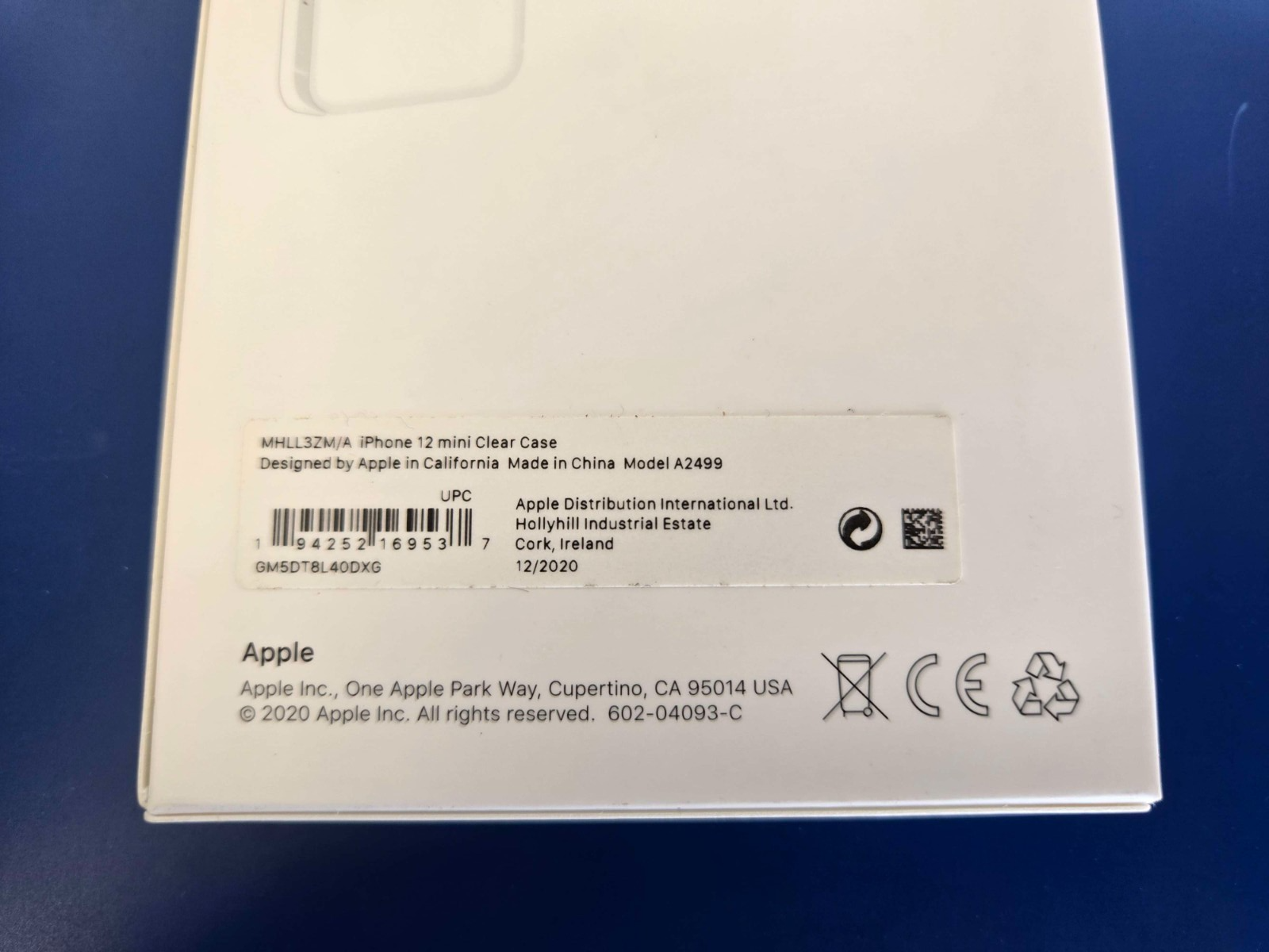 Genuine OEM Apple Clear Case with MagSafe for iPhone 12 mini - Image 3