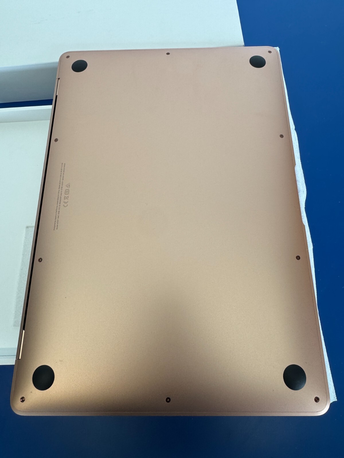 Apple MacBook Air MGND3C/A 13.3" Gold (256GB SSD, M1, 8GB) FRENCH - Image 5
