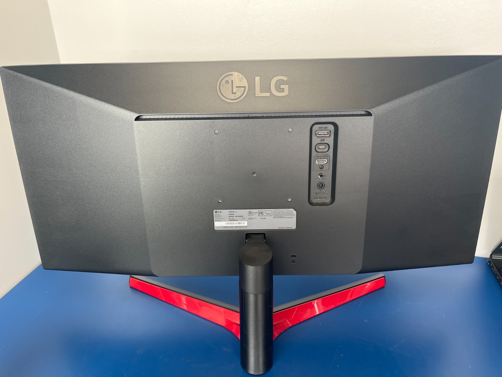 LG 29-inch UltraWide Monitor 29WP60G-B with Super Resolution+, 5ms UltraWide - Image 3