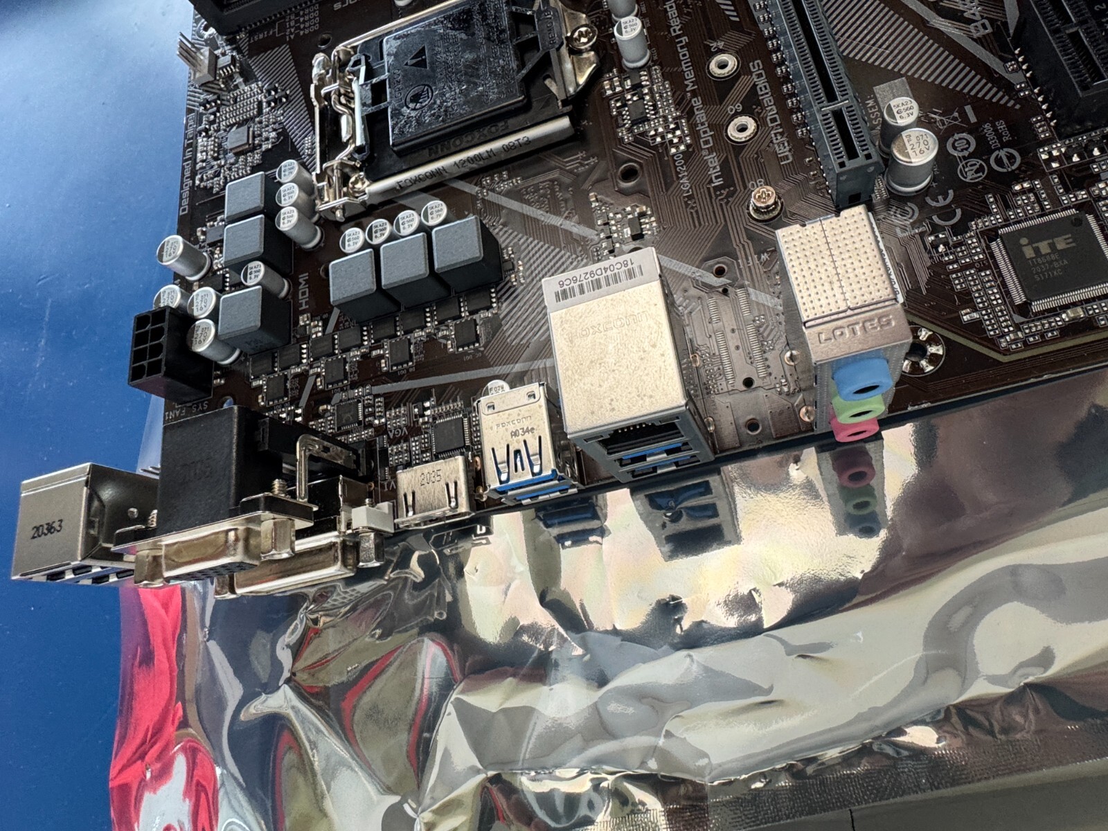 GIGABYTE B460M DS3H Motherboard Intel B460 Socket 1200 DDR4 M.2 mATX DVI-D Core - Image 6