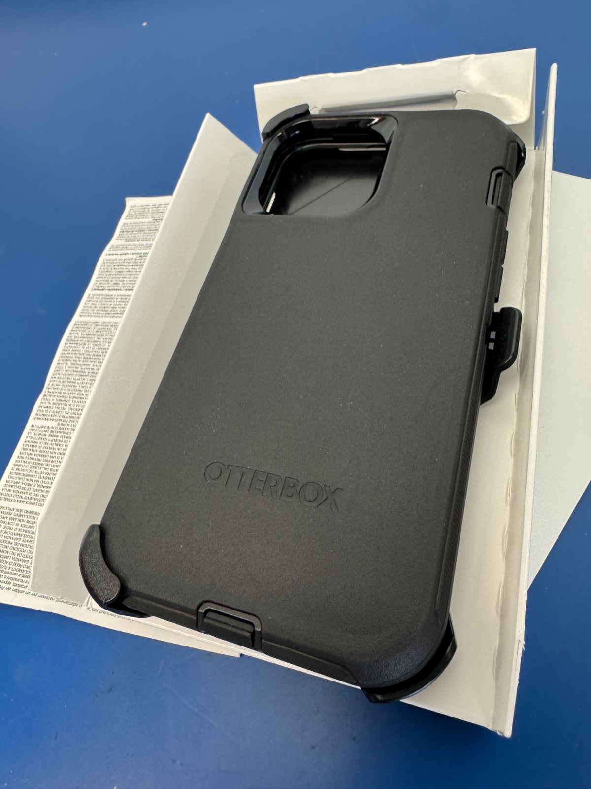 Otterbox Defender Series Case and Holster for iPhone 13 Pro Max 12 Pro Max - Image 5