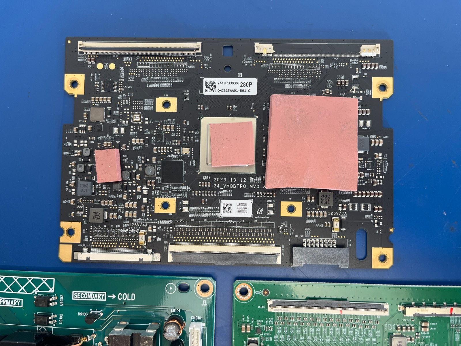 MSI MAG 321UPX QD-OLED MAIN BOARD + PSU POWER SUPPLY + T-CON - Image 5