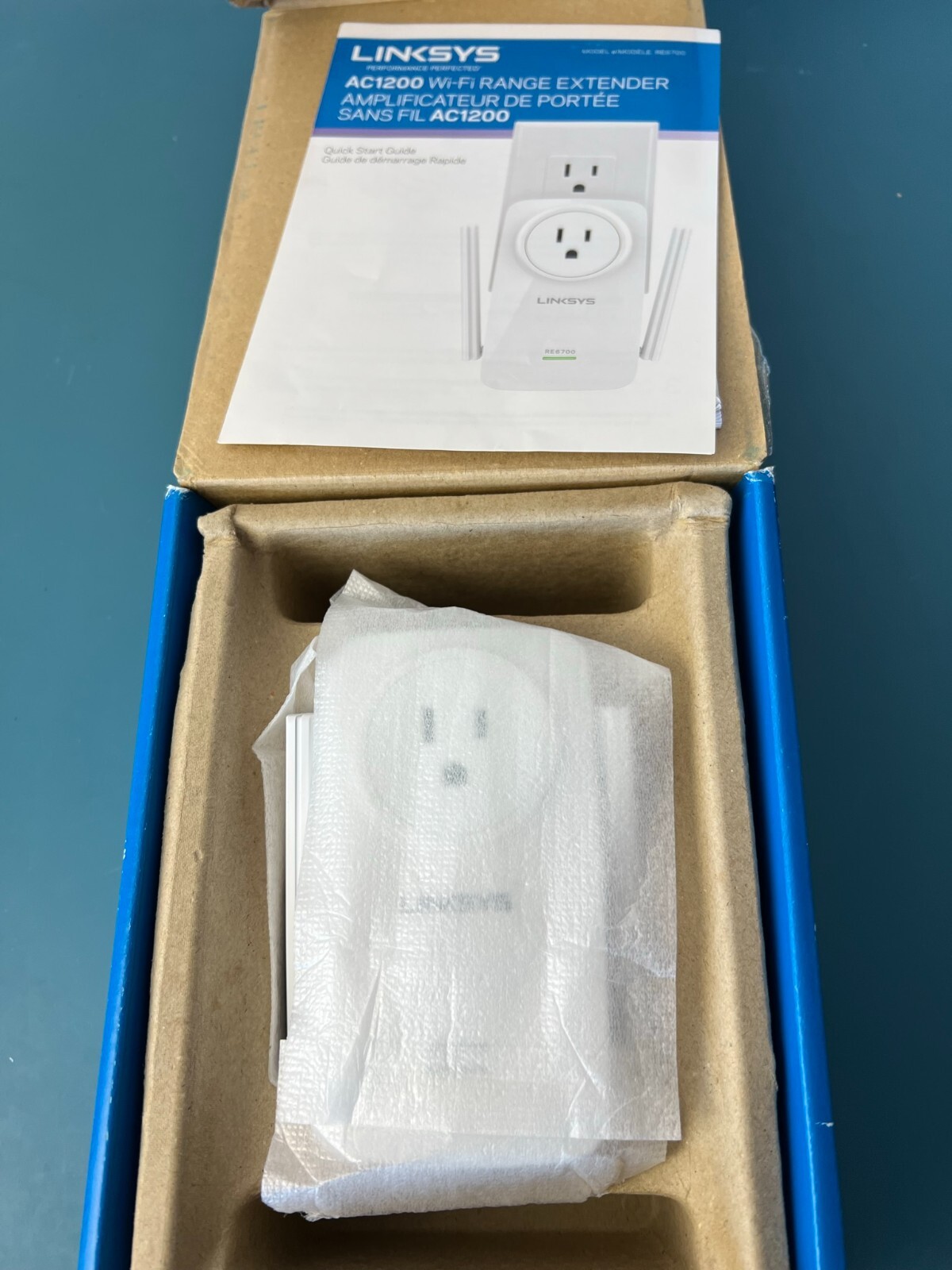 AC1200 Wi-Fi Range Extender, White by Linksys RE6700 Dual band - Image 4