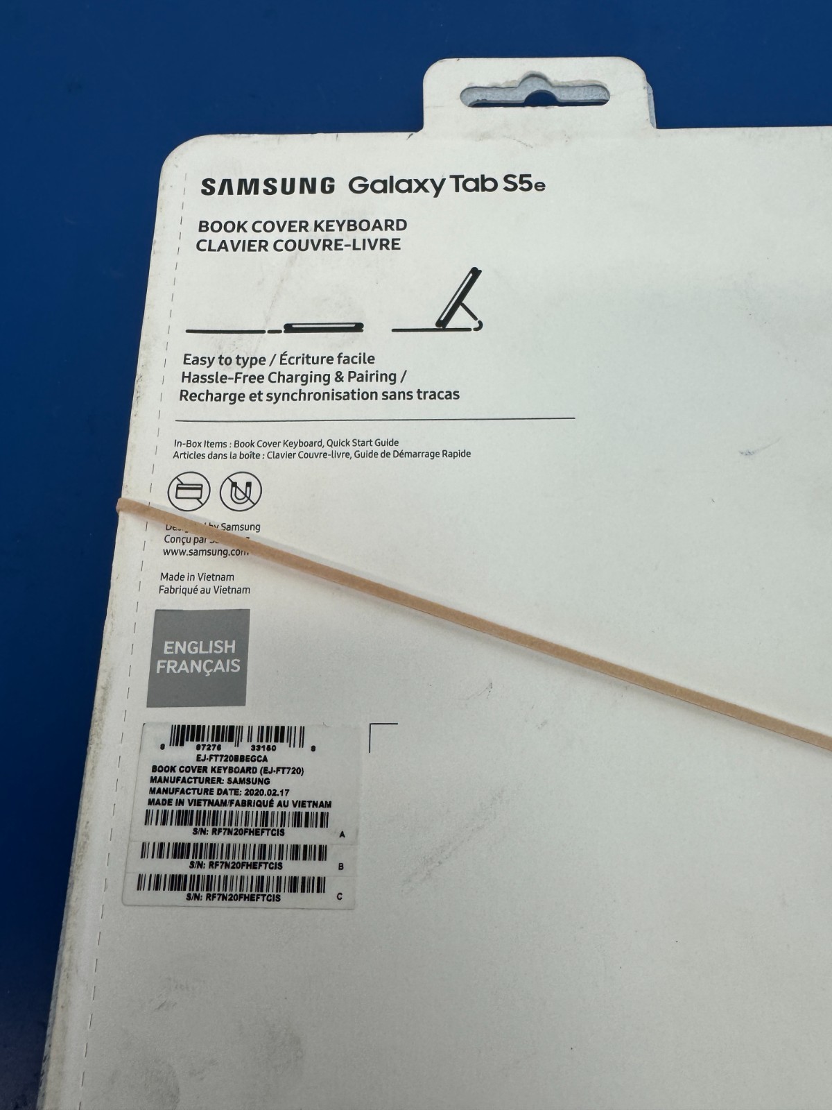 Samsung Book Cover Keyboard for Galaxy Tab S5e Dark Gray Canadian multilingual - Image 2