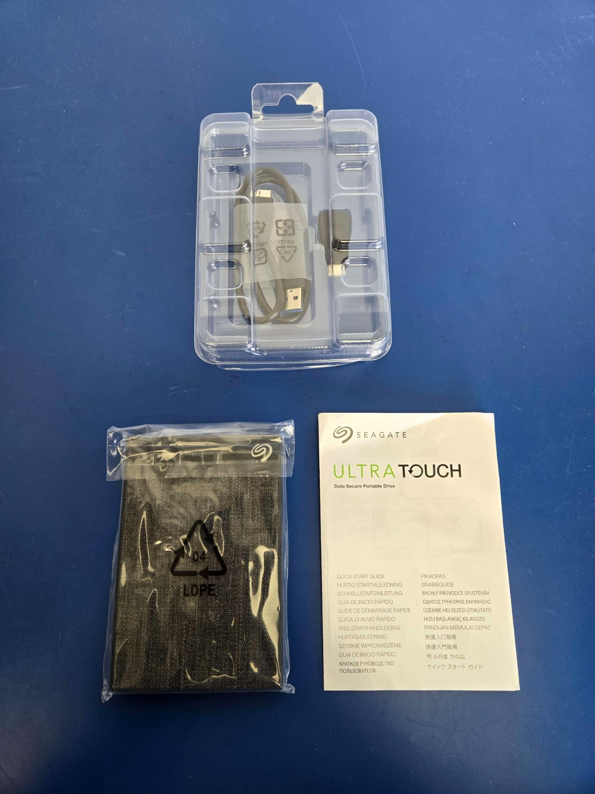 Seagate Ultra Touch HDD 1TB External Hard Drive STHH1000400 - Image 5