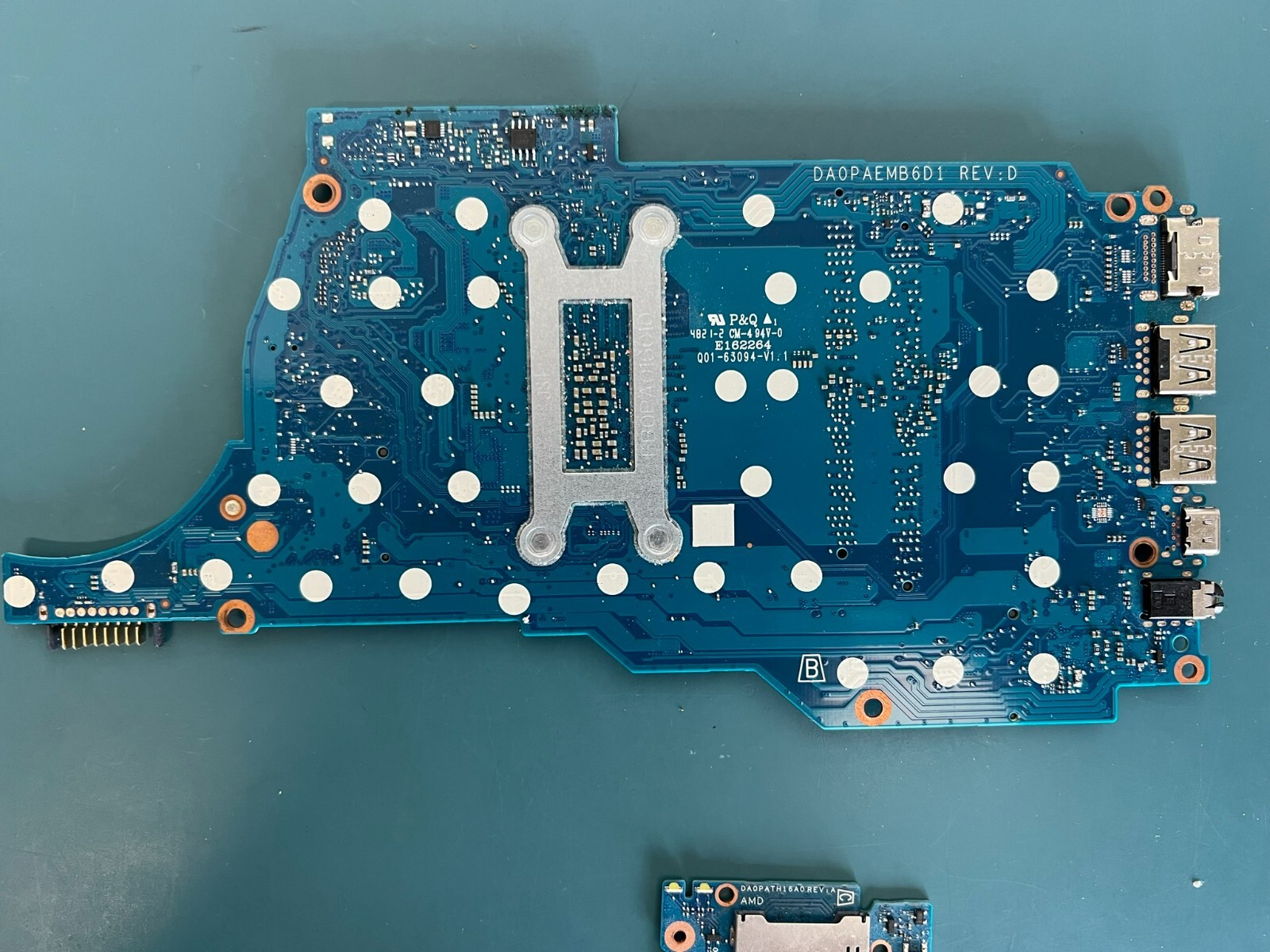 HP 14s-fq0027na AMD 3020e Motherboard Logic Board DA0PAEMB6D1 Rev:d 0PAE - Image 4