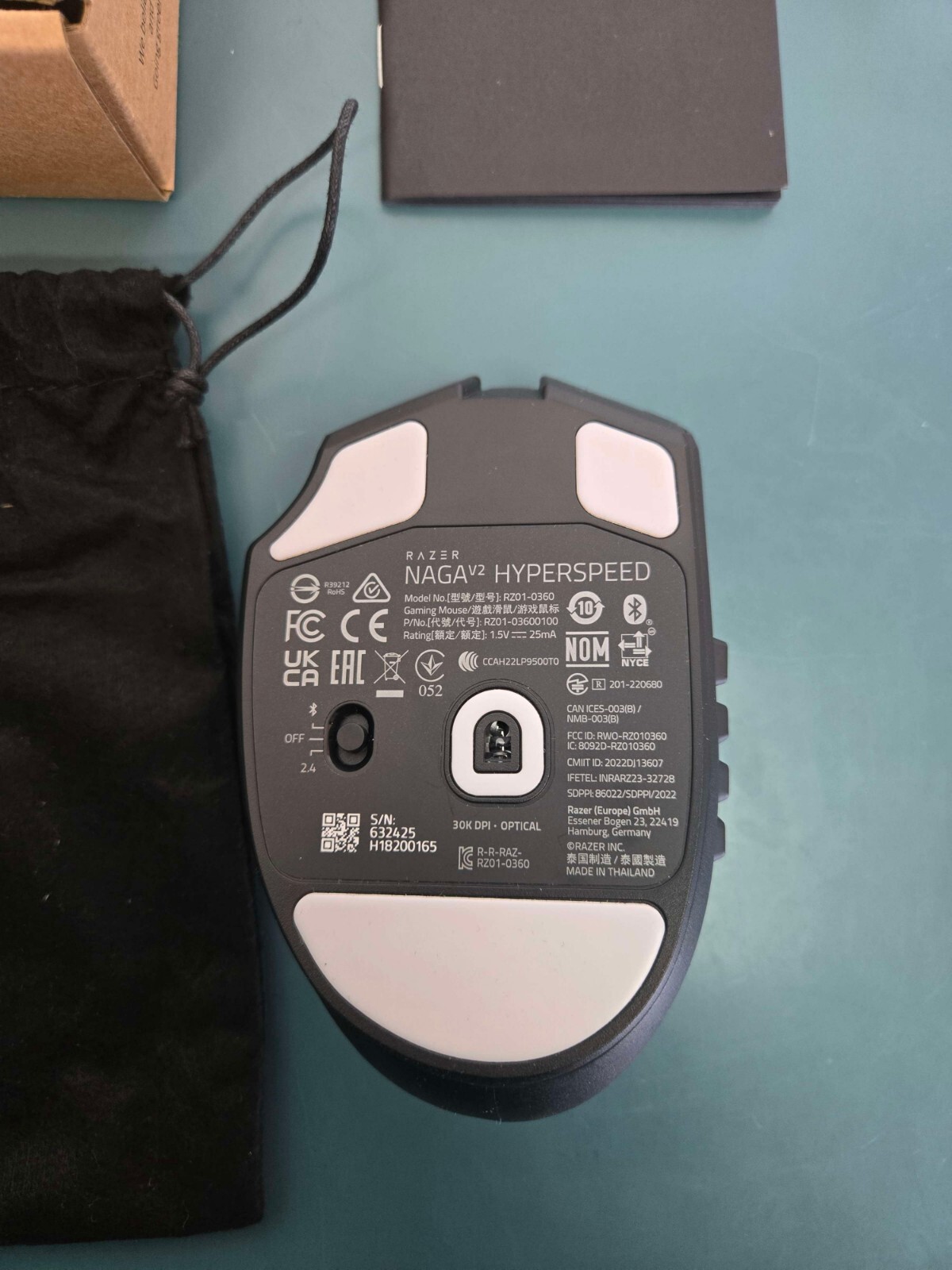 Razer - Naga V2 HyperSpeed MMO Wireless Optical Gaming Mouse - Image 5
