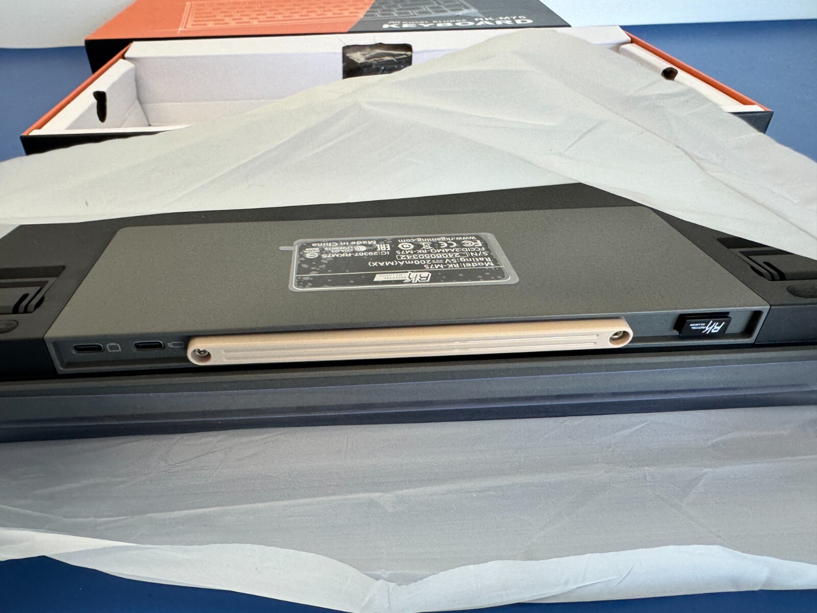 Royal Kludge RK M75 Gasket Structure 75% Mechanical Keyboard (Phantom) - Image 10