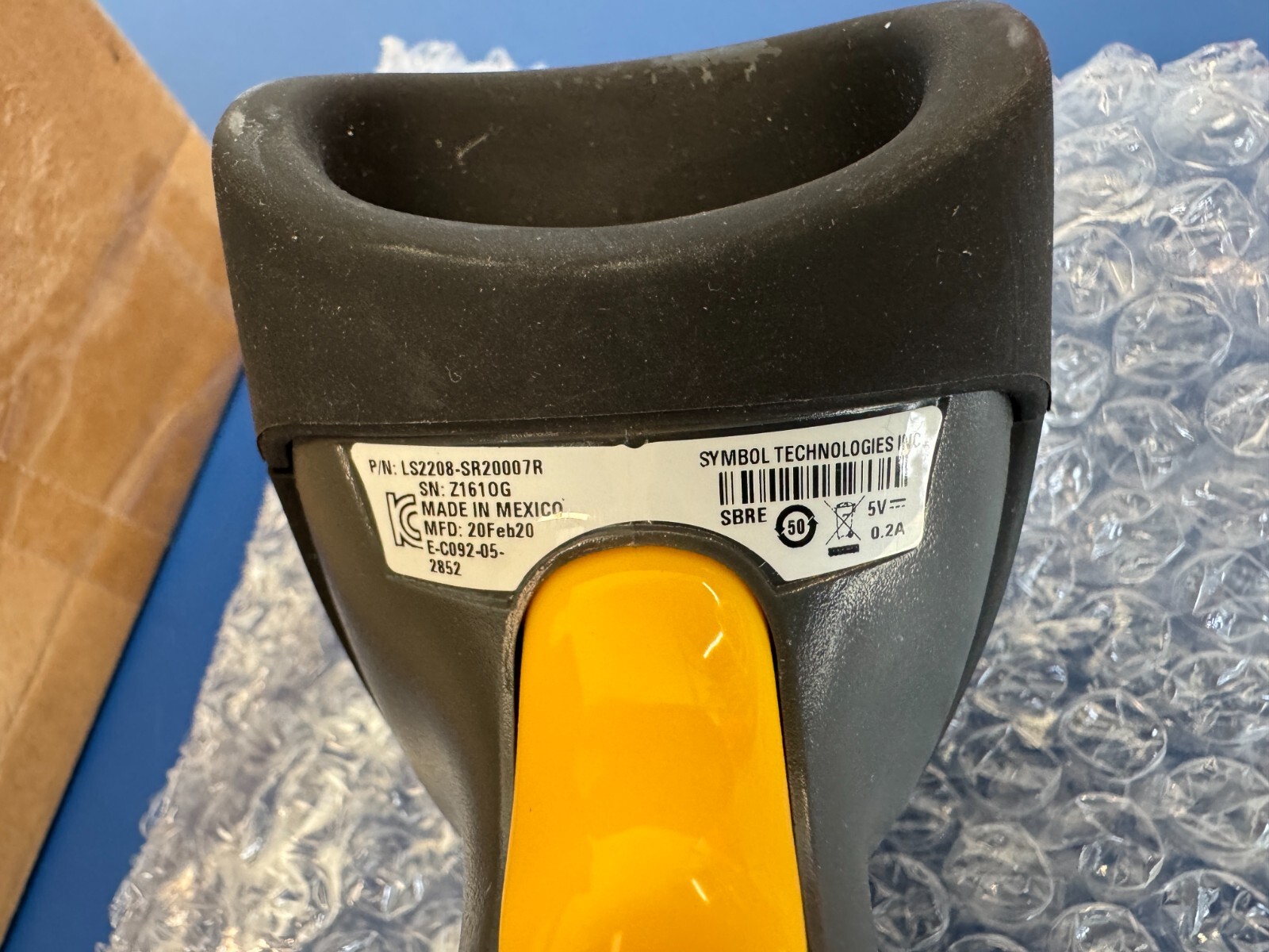 Symbol LS2208-SR20007R Handheld Laser Barcode Scanner w/ USB Cord & Stand - Image 6