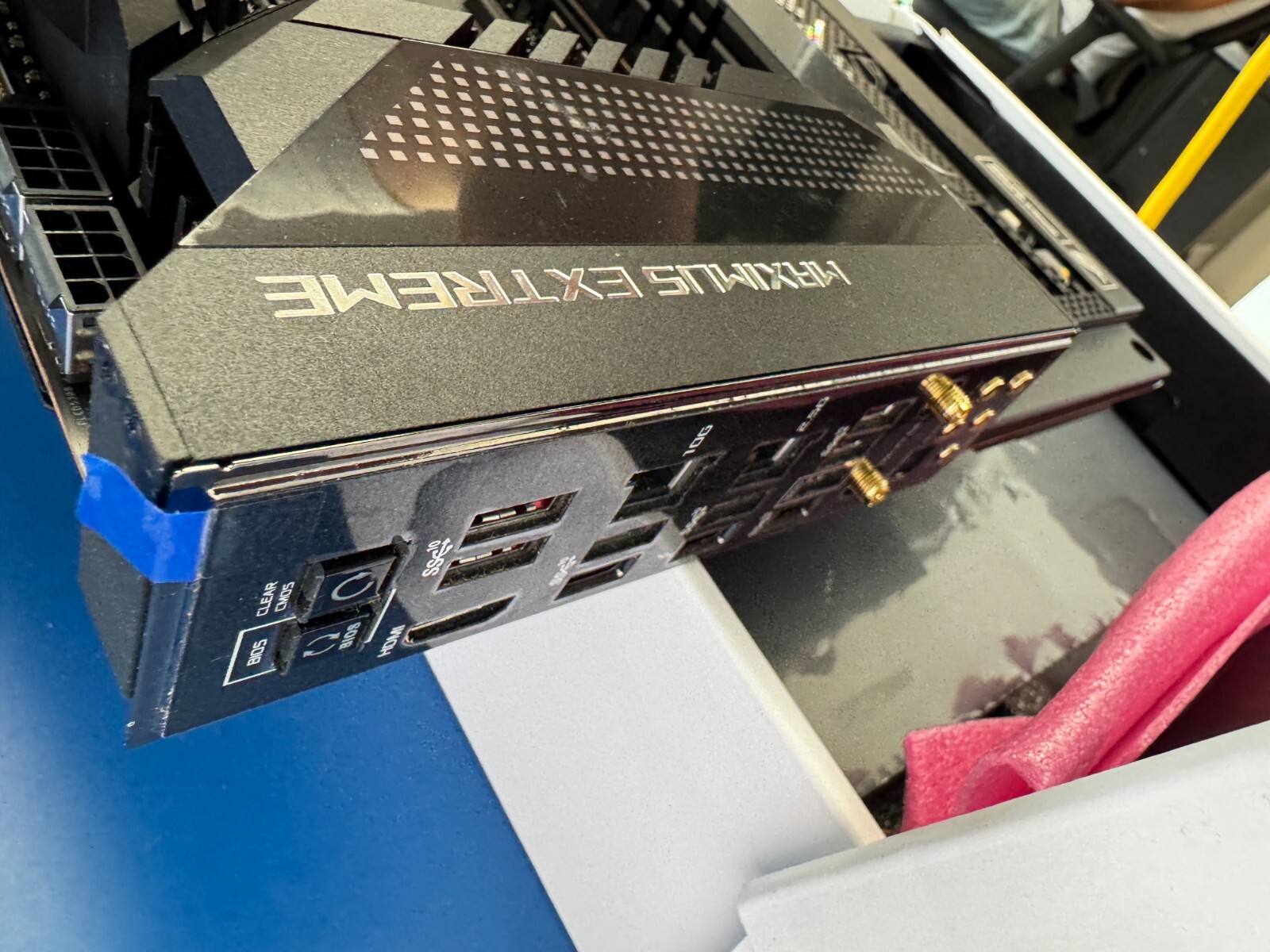 Asus ROG Maximus Z690 Extreme, LGA 1700 Socket Intel Motherboard - Image 7
