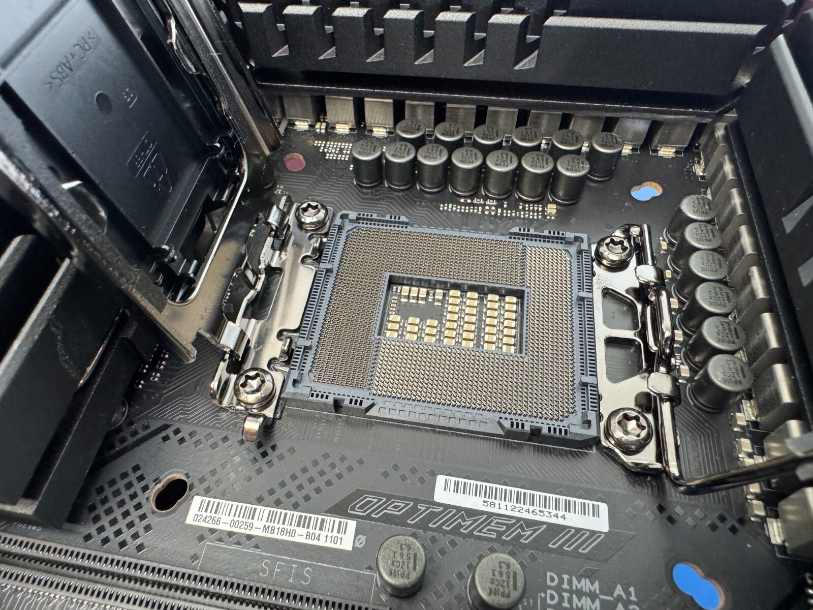 Asus ROG Maximus Z690 Extreme, LGA 1700 Socket Intel Motherboard - Image 8