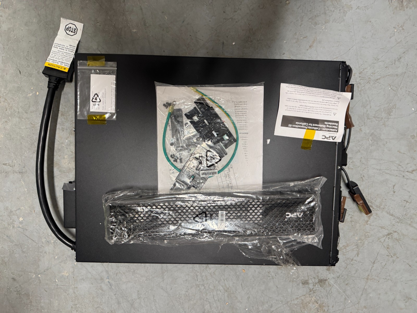 **READ** APC SRT96BP Smart-UPS SRT 96V 3kVA BP