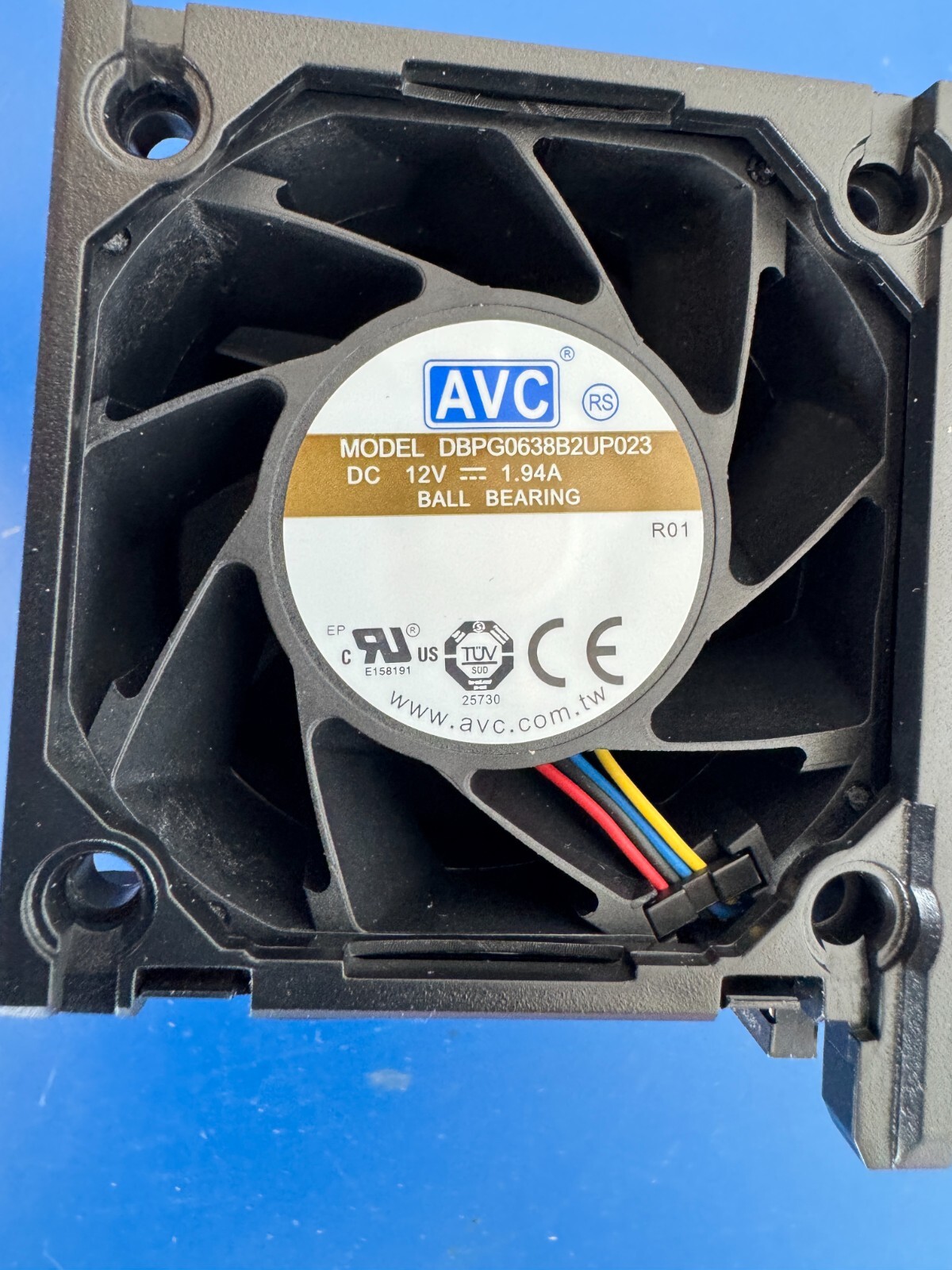 New Lenovo SR590V2 SR650 SR588V2 CPU fan SF17A88599 3GX151 03GX151 - Image 4