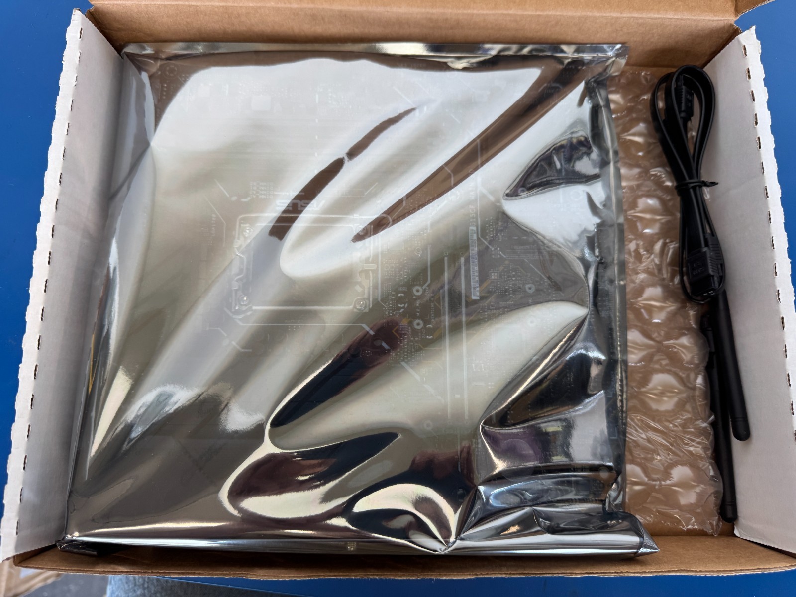 Asus G15CF Intel B660 TUF LGA1700 DDR4 M-ATX Desktop Motherboard - Image 2