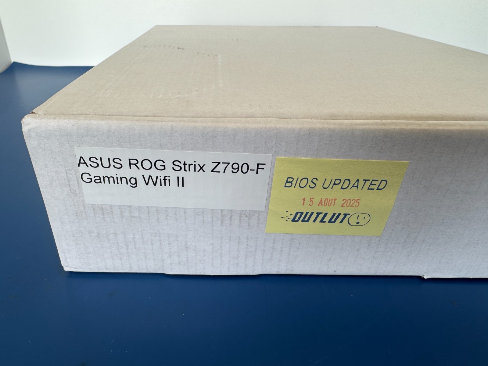 ASUS ROG Strix Z790-F Gaming WiFi II LGA 1700 ATX Intel Motherboard - Image 2