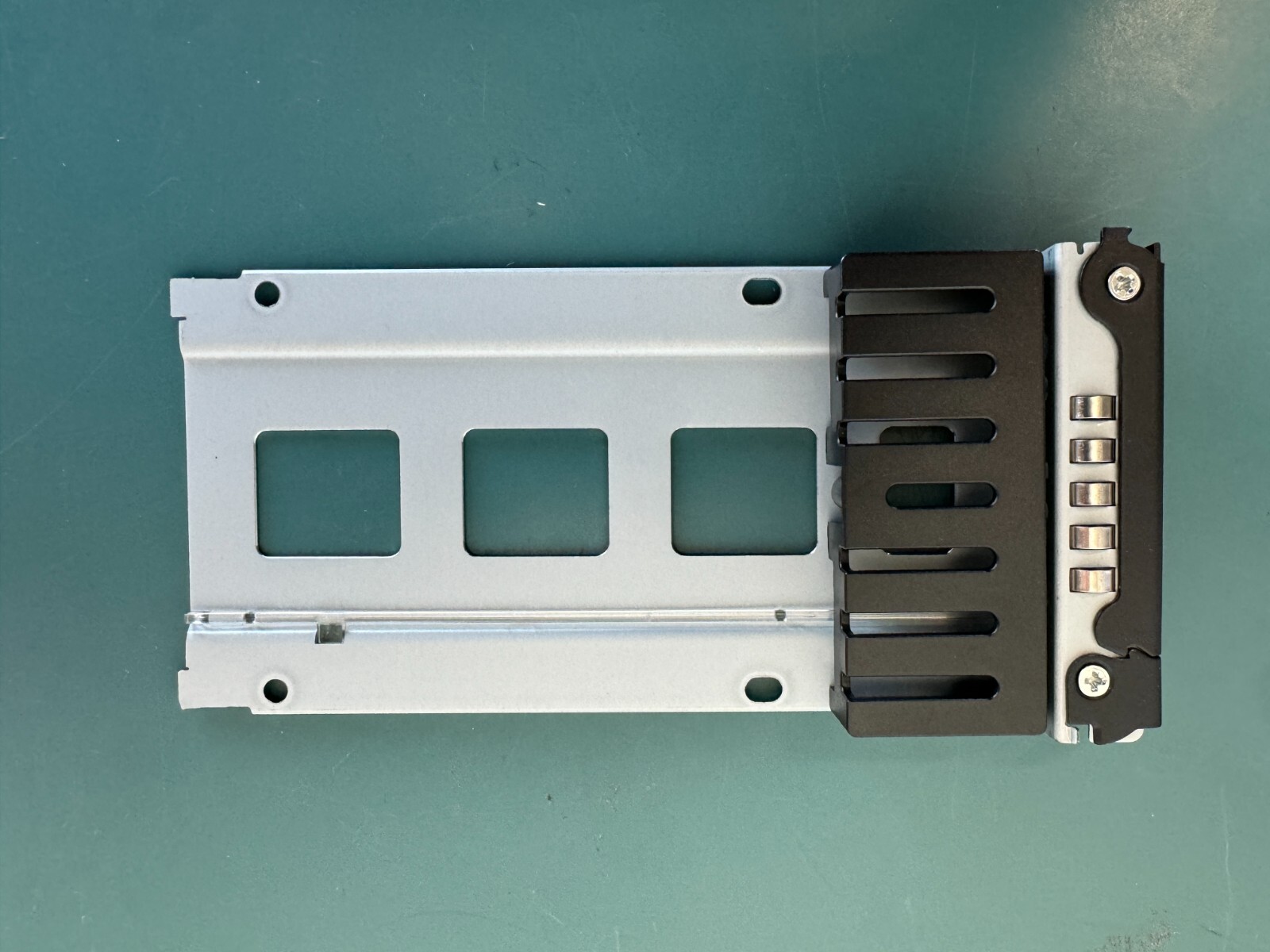 ICY DOCK ToughArmor MB601TP-B Hard drive hot-plug tray 3.5" U.2 NVMe MB601TP-B - Image 6