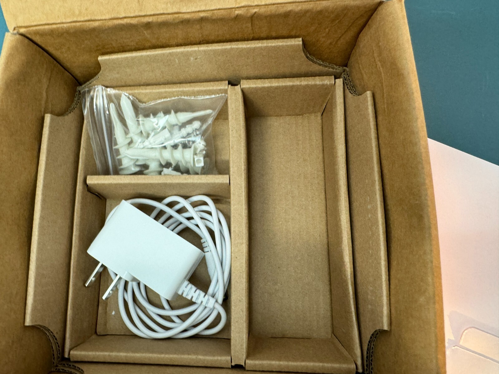 Aruba User Experience Insight LTE Sensor UXI ASIN0100 - Image 5