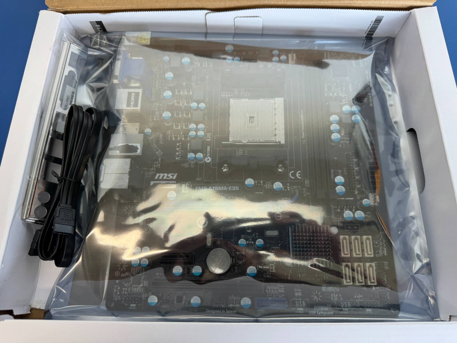 MSI FM2-A75MA-E35 AMD A75 Socket FM2 DDR3 M-ATX Motherboard - Image 2