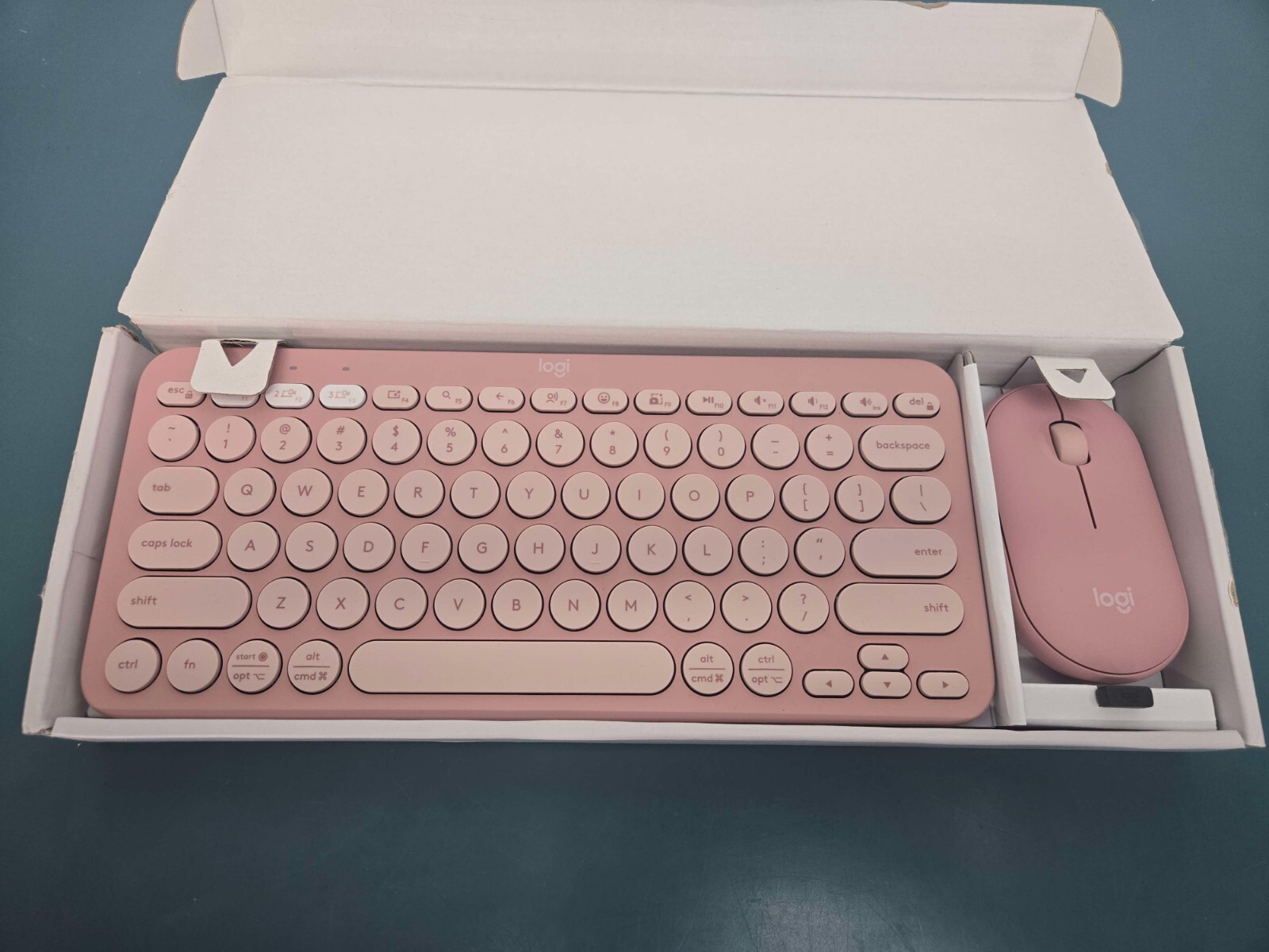 Logitech Pebble 2 Combo Wiresless Keyboard and Mouse Pink - Image 4