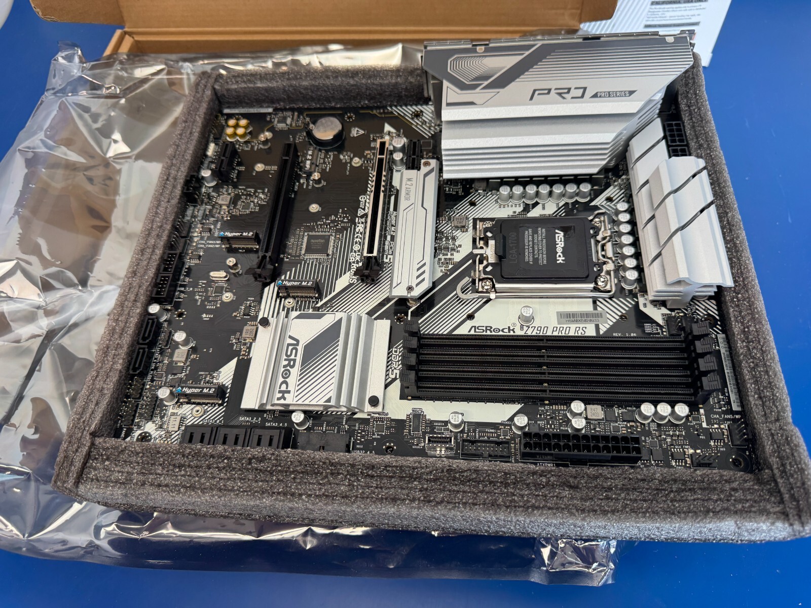 ASRock Z790 Pro RS Intel LGA 1700 ATX Motherboard intel 12th 13th 14th gen - Image 7