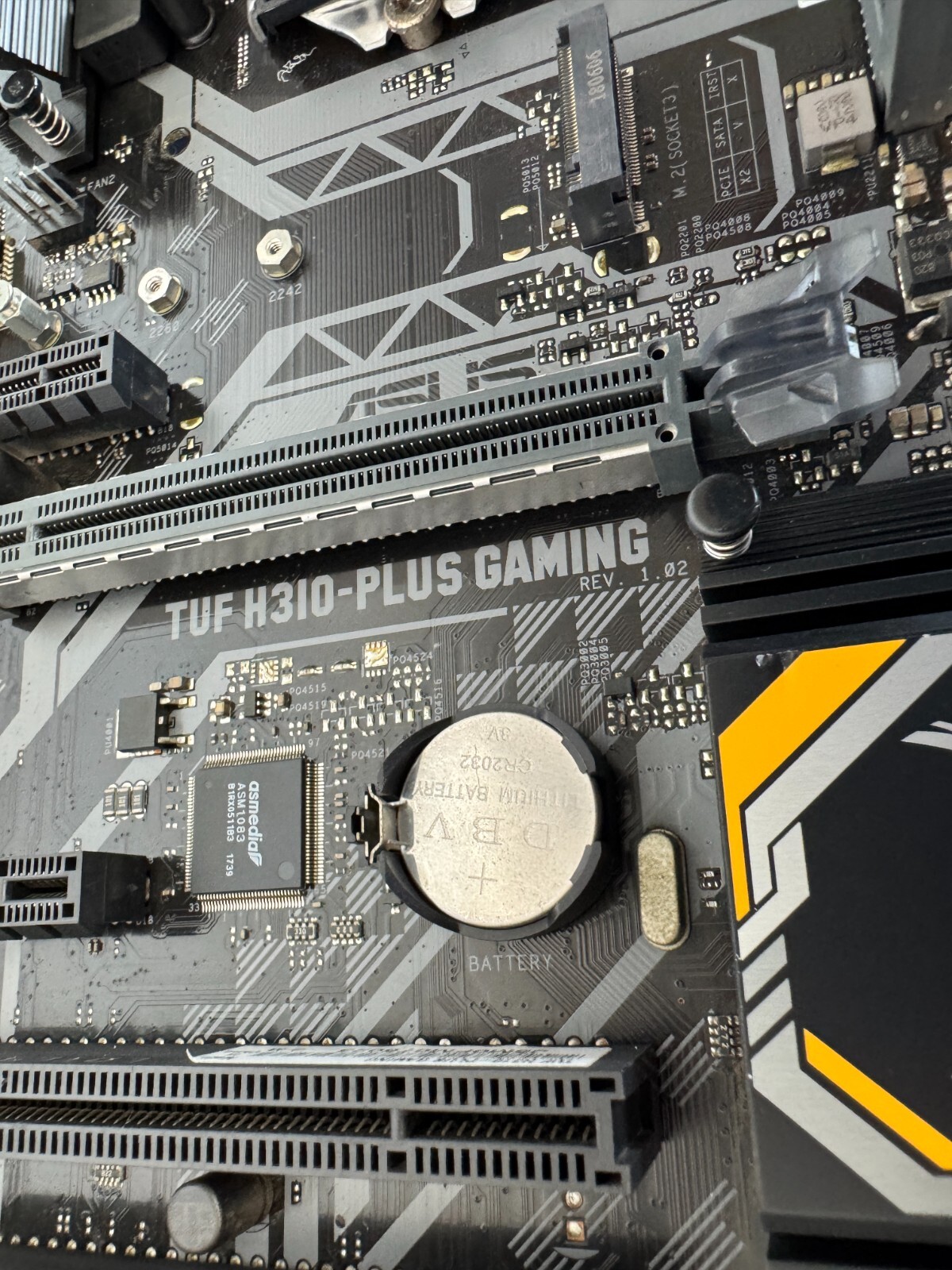 ASUS TUF H310-PLUS GAMING LGA 1151 Intel H310 USB 3.1 DDR4 ATX Motherboard - Image 4