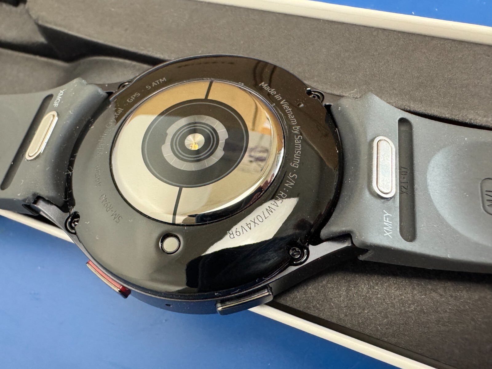 *READ* LOCKED Samsung SM-R940NZKAXAC Galaxy Watch6 (GPS) 44mm Smartwatch with HR - Image 5