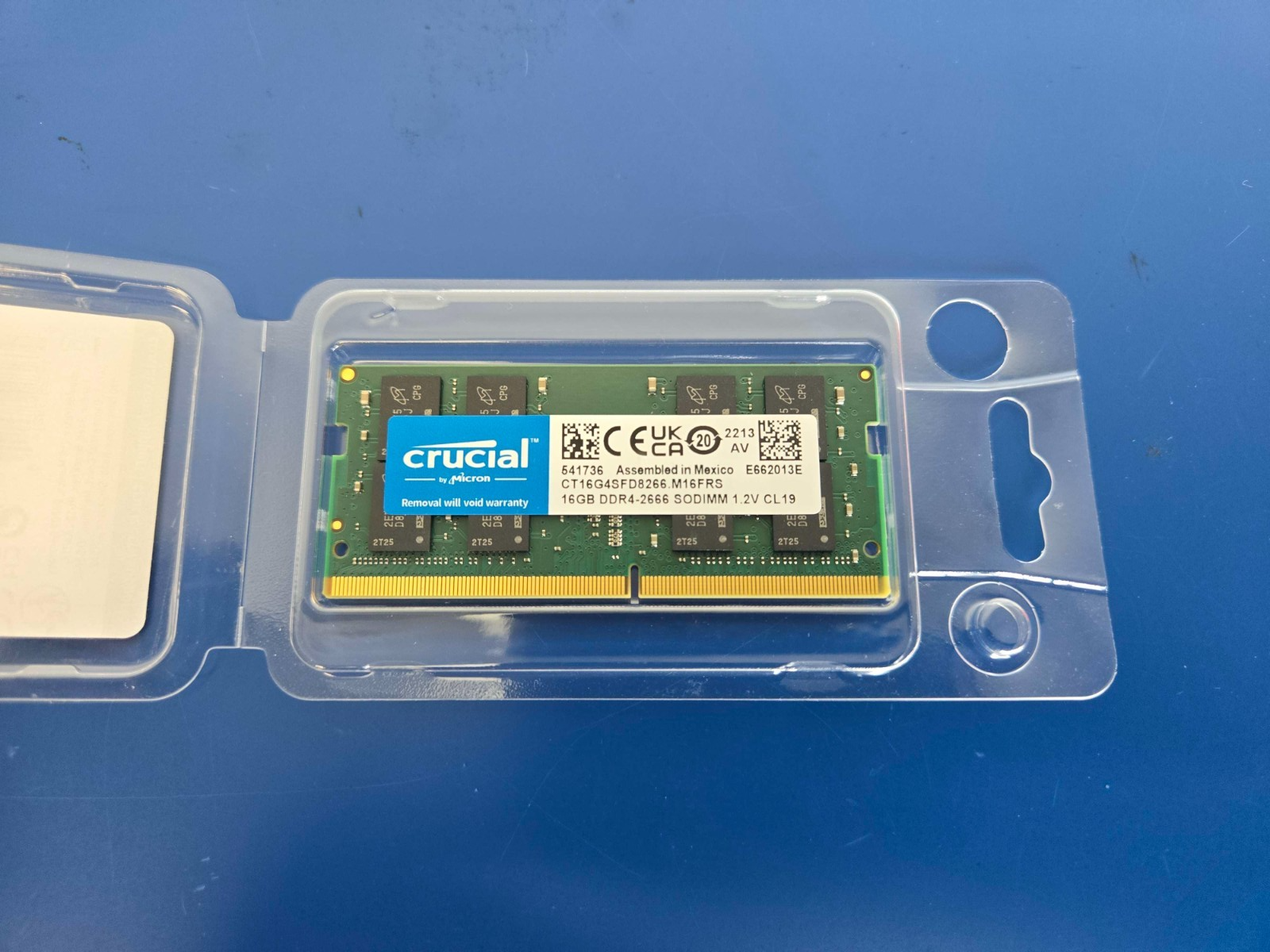 Crucial 16GB-2666 CL19 (DDR4) SODIMM Memory CT16G4TFD8266.M16FRS - Image 2