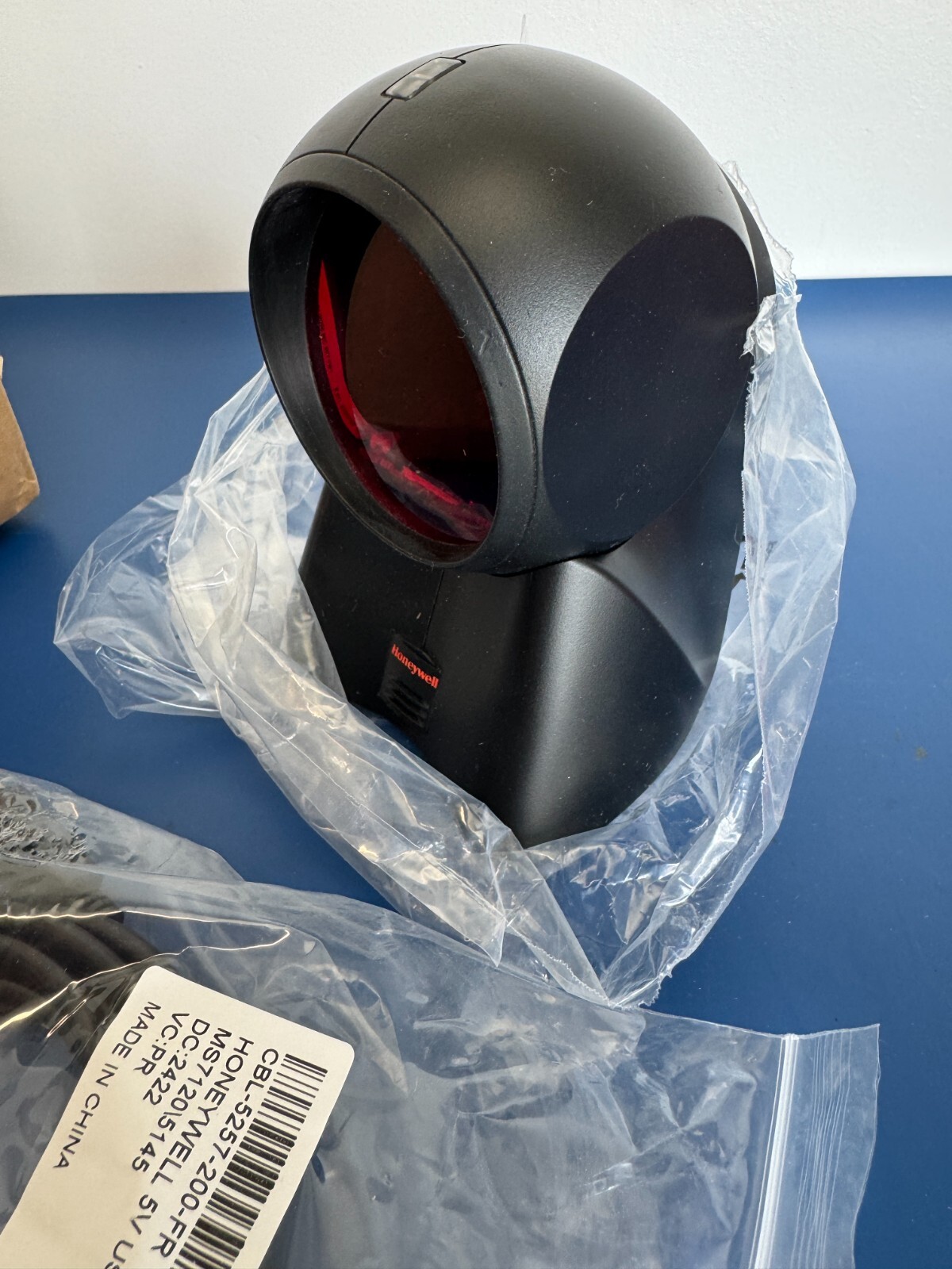 Honeywell Orbit MK7120-31A38 Omnidirectional Presentation Laser Scanner USB