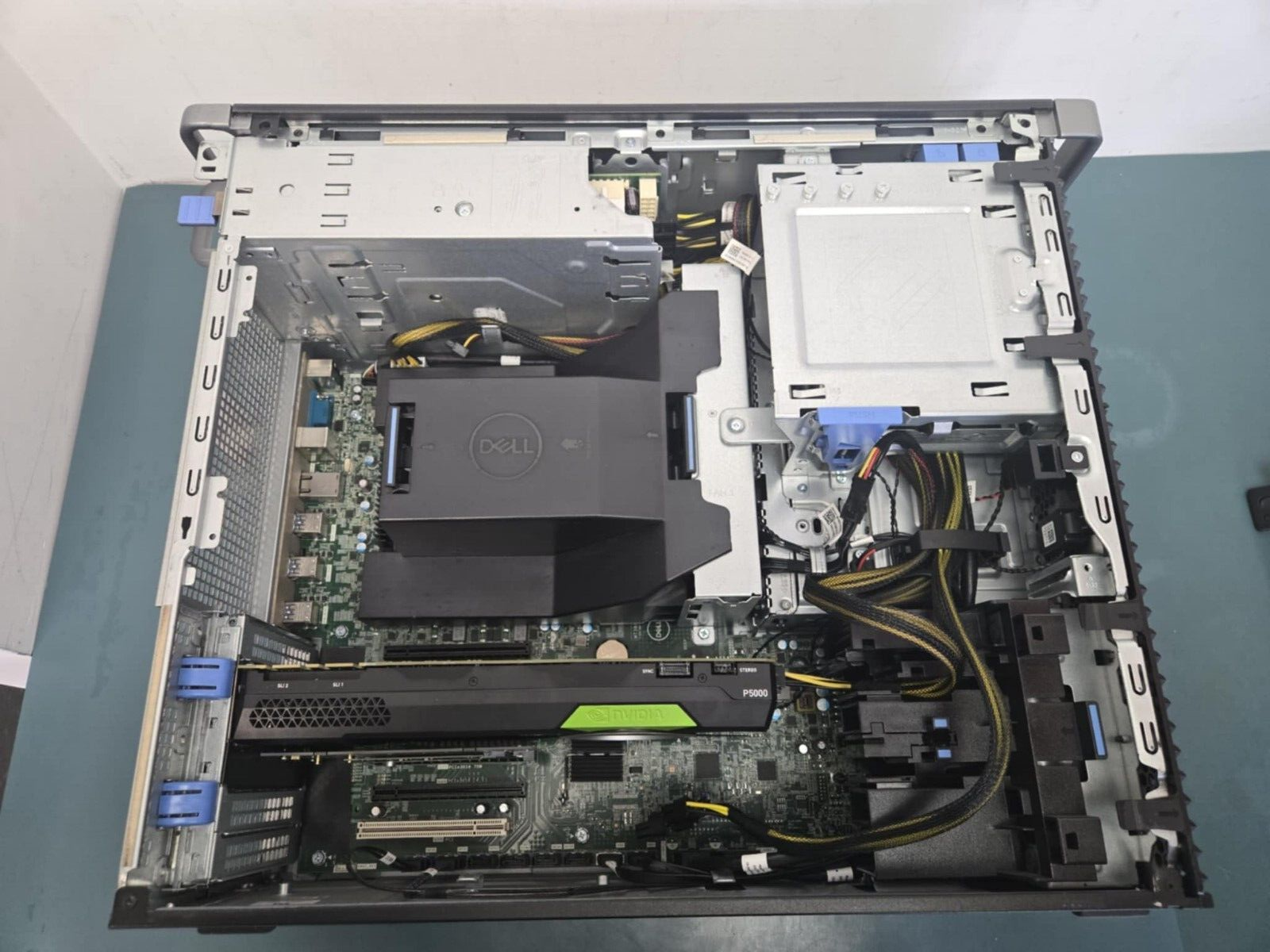 Dell Precision 5820 256GB SSD Xeon W-2125 4.00 GHz 32GB P5000 Nvidia Quadro - Image 2