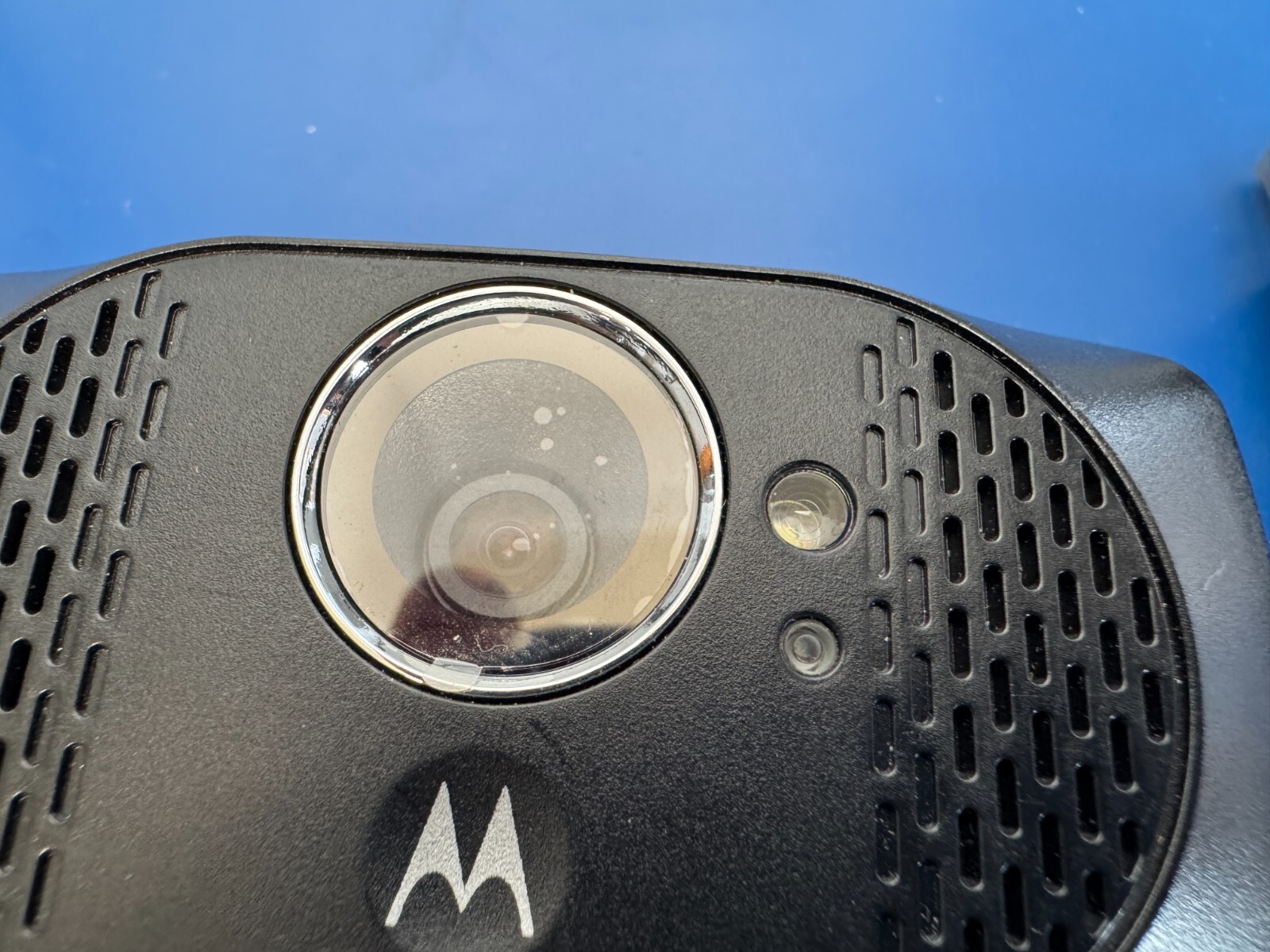 Motorola Scout 5000 Collar with Camera, PTT & Cellular - Image 2