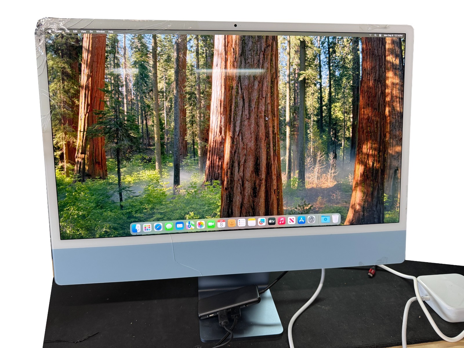**READ** Apple iMac MJV93LL/A 24" Blue M1, 8GB RAM, 256GB SSD