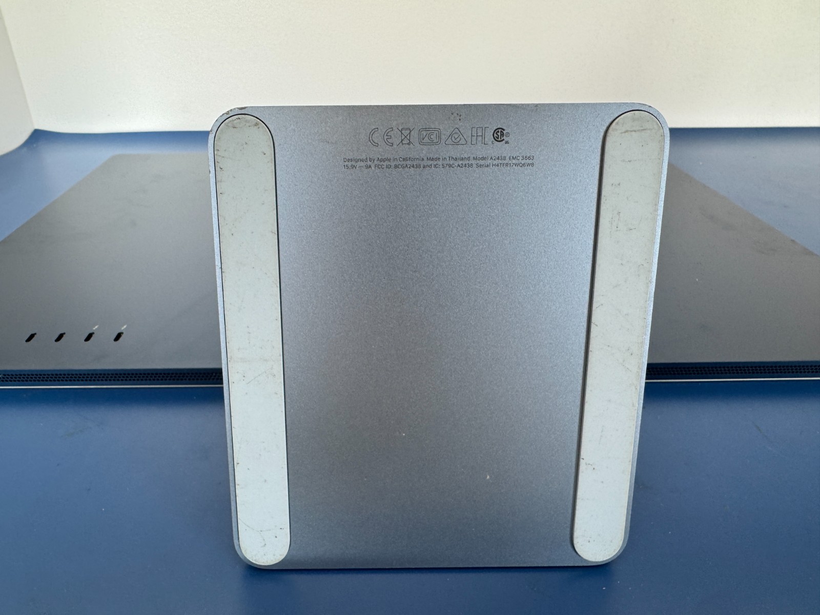 **READ** Apple iMac MJV93LL/A 24" Blue M1, 8GB RAM, 256GB SSD - Image 18