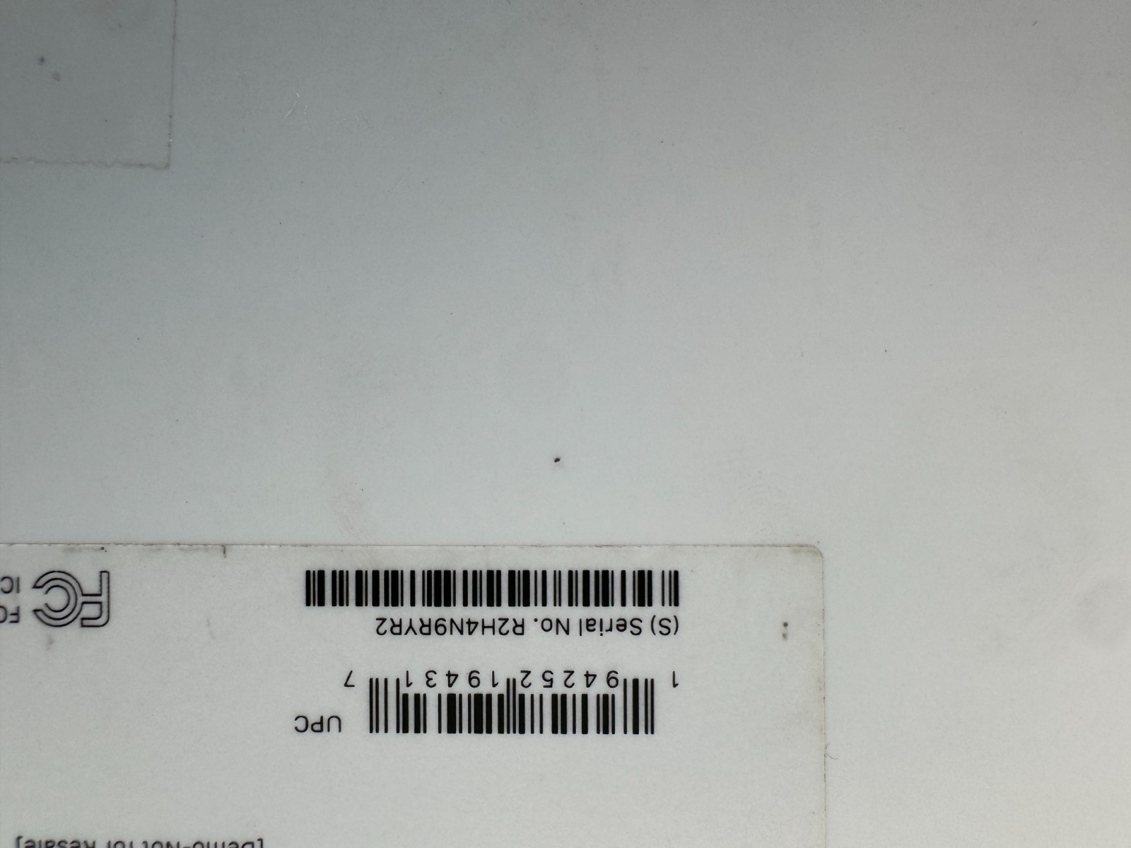 **READ** DEFECT iPad Pro 12.9 5th Generation 128GB Wifi Space Grey - Image 12