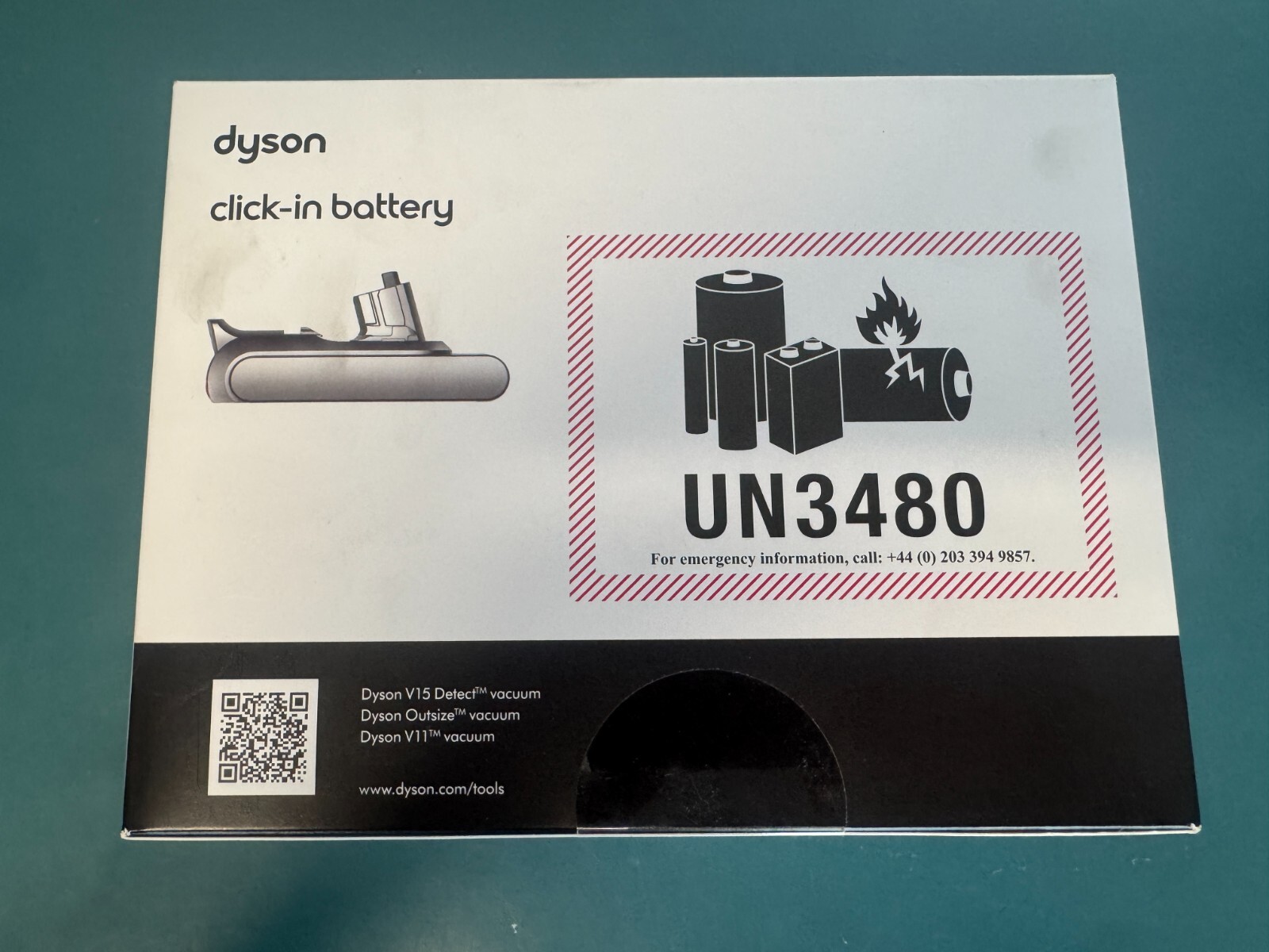 Dyson ORIGINAL NEW Battery V15 Detect Outsize V11 With charger - Image 4