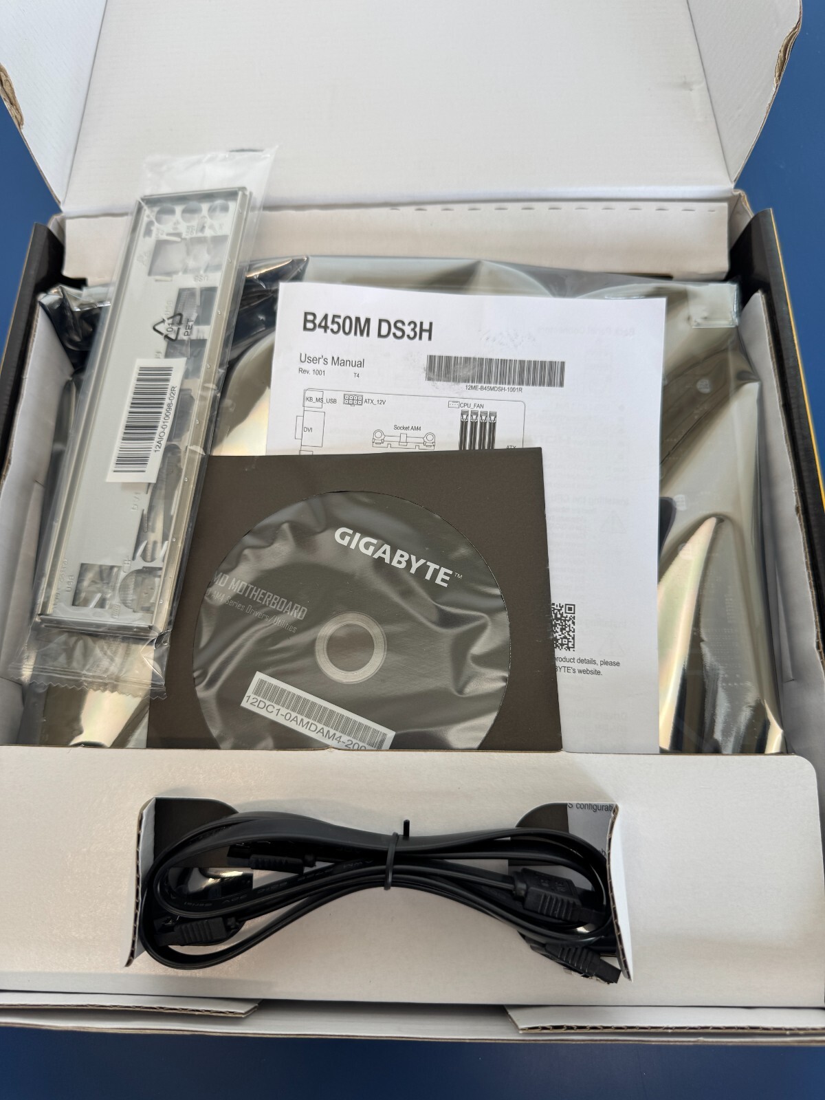 GIGABYTE B450M DS3H Motherboard AMD B450 Socket AM4 DDR4 M.2 M-ATX HDMI Ryzen - Image 9