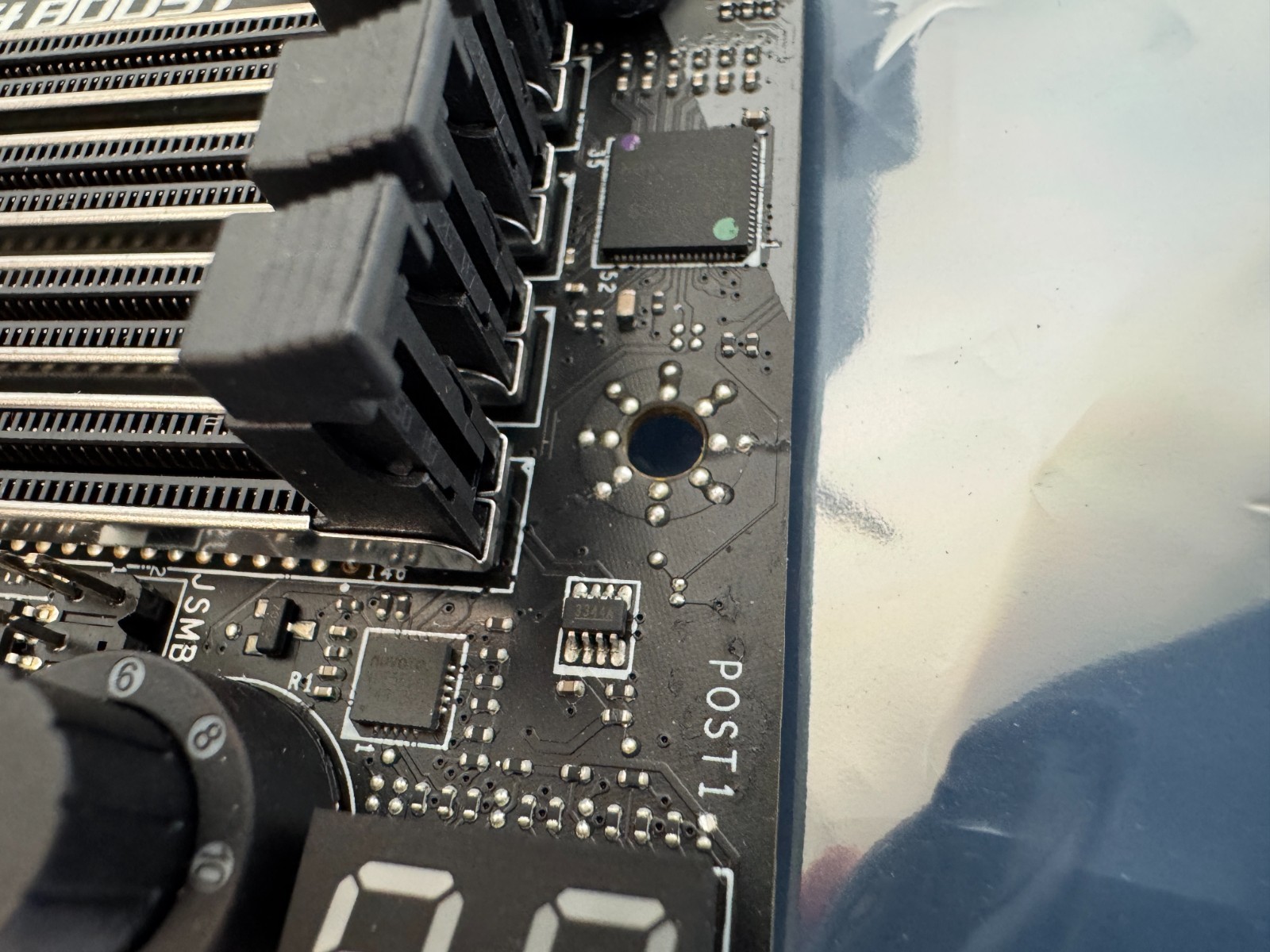 *READ* MSI Creator X299 Motherboard LGA 2066 PCI-E 3.0 1×U.2 M.2 8×SATAIII E-ATX - Image 9