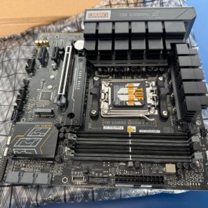 TUF GAMING B650M-E WIFI AMD Socket AM5 for AMD Ryzen™ 7000 8000 9000 Serie
