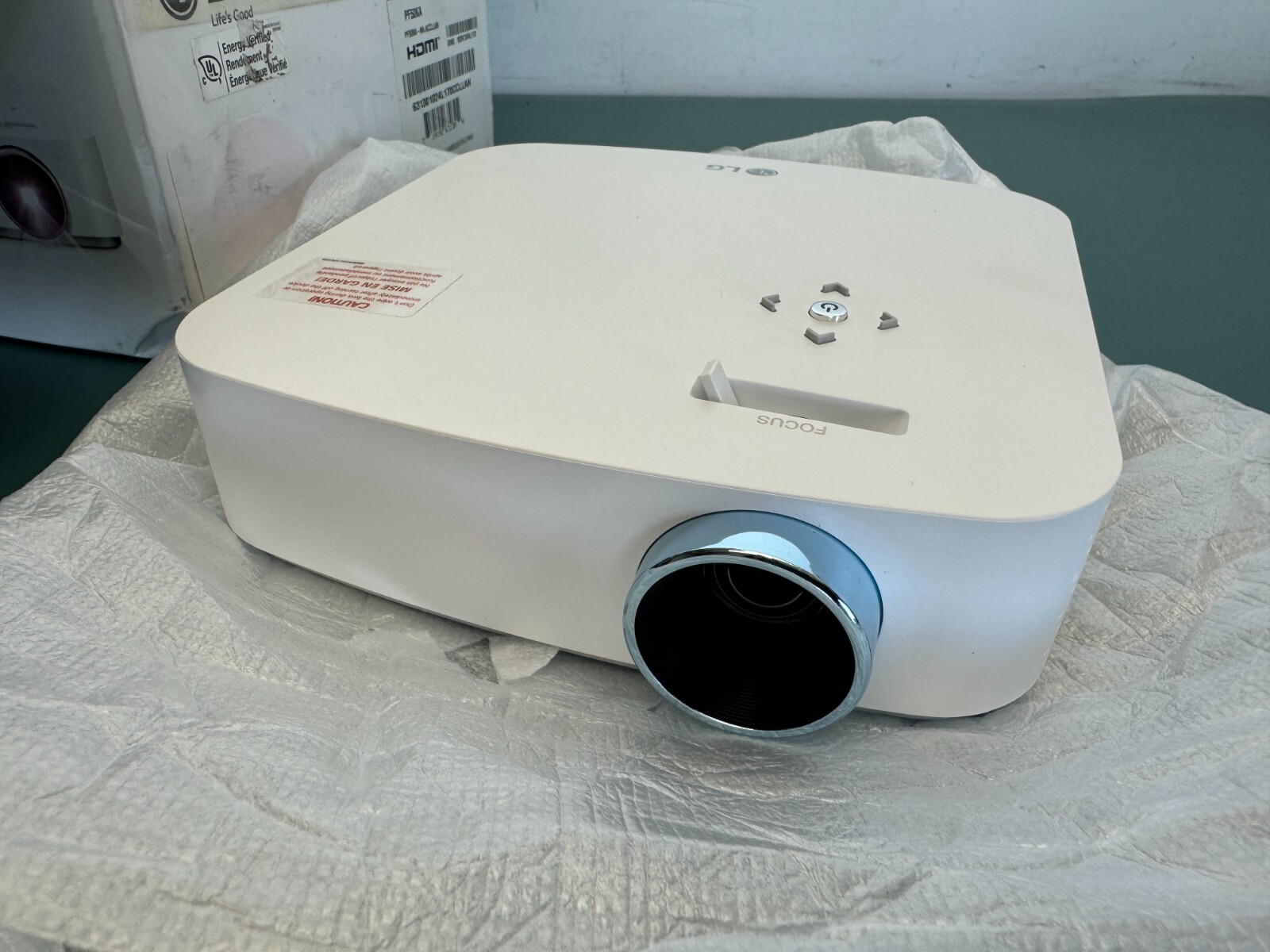 LG - PF50KA 1080p Wireless Smart DLP Portable Projector - Image 8