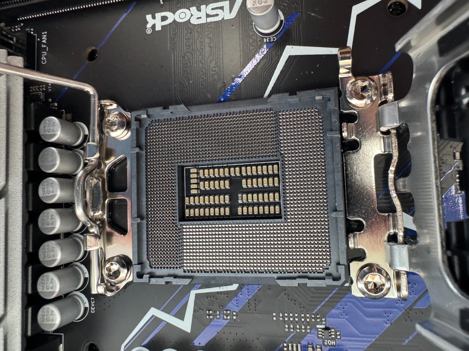 ASRock Z790 PG SONIC Intel LGA1700 (14th,13th,12th Gen) ATX Motherboard, 4 slots - Image 5