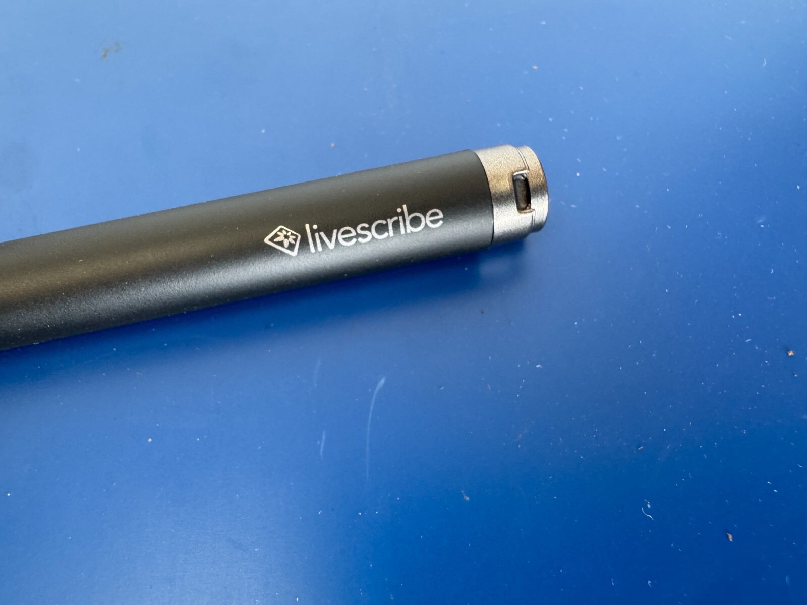 Livescribe Aegir Smartpen Black Daulphin Professional Edition With Lined Journal - Image 4