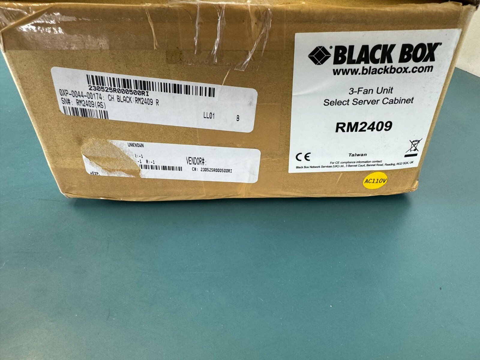 Black Box Fan Unit RM2409 3 fans tray - Image 3