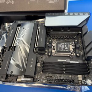 ASUS ROG CROSSHAIR X870E HERO AMD X870E AM5 ATX motherboard OB
