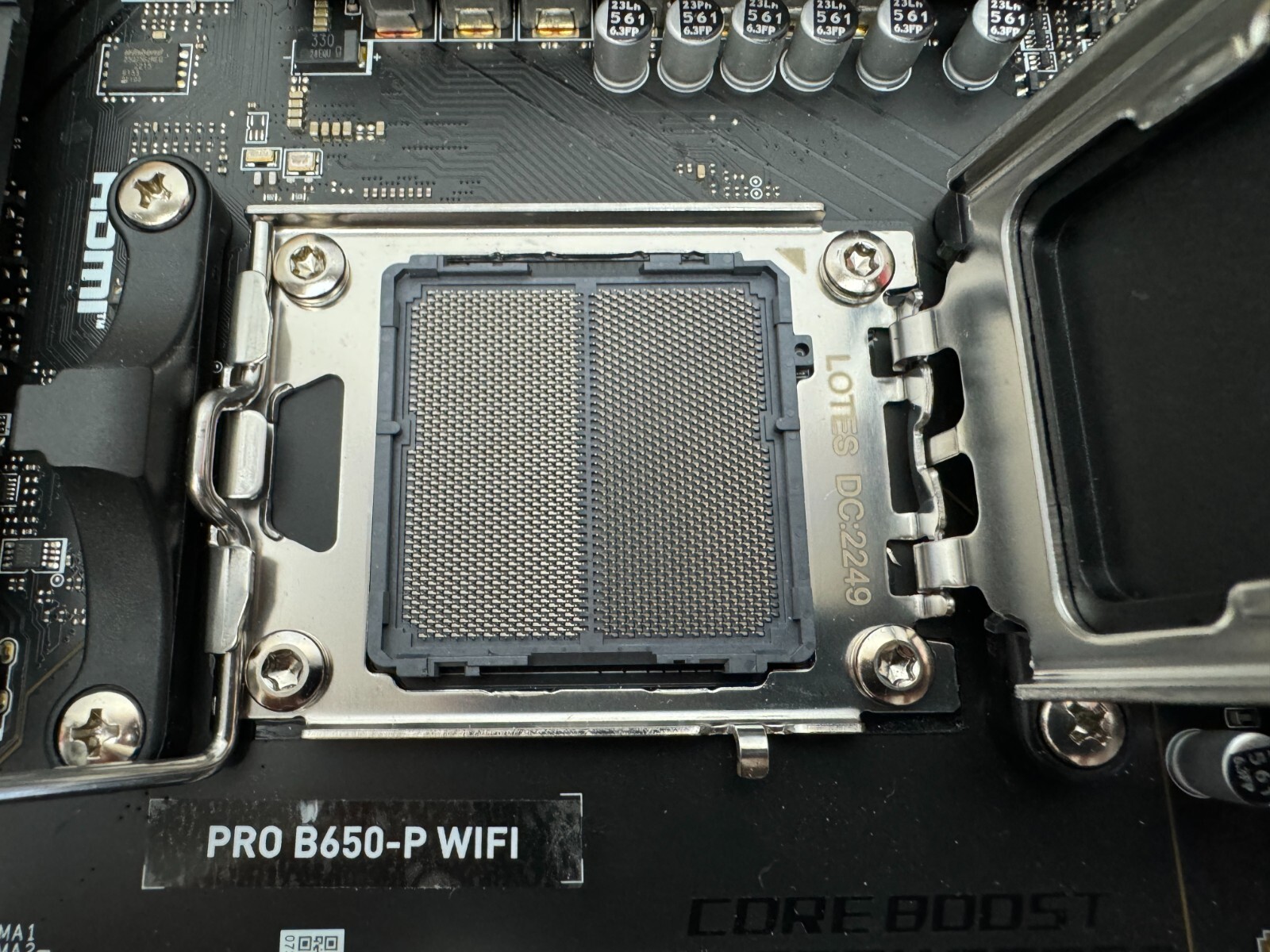 MSI PRO B650-P WIFI AM5 AMD B650 SATA 6Gb/s DDR5 Ryzen 7000 ATX Motherboard ob - Image 6